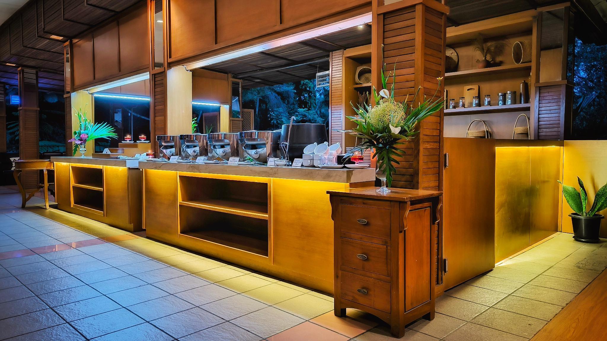 The Cipaku Garden Hotel