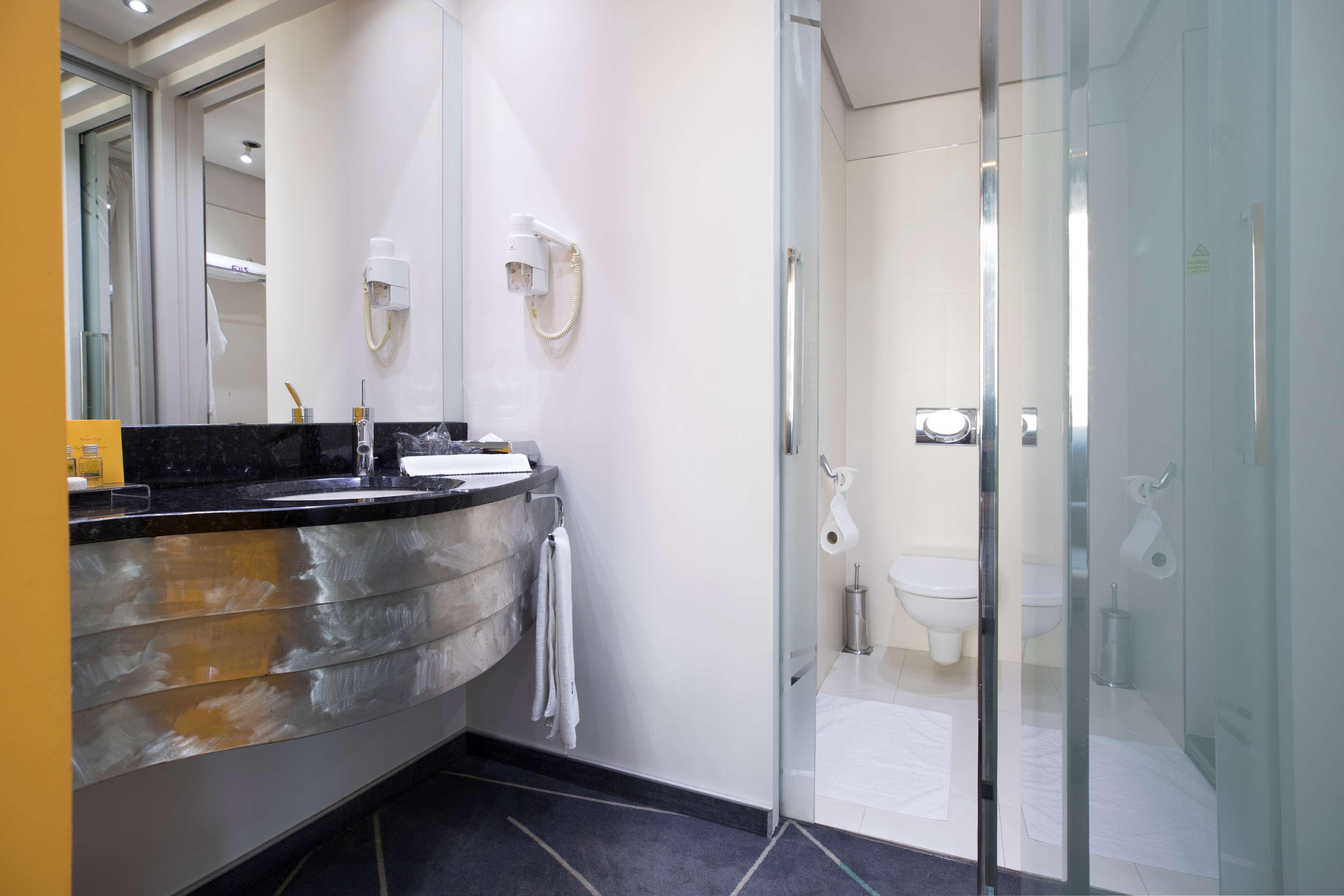 Nobel Zira Hotel