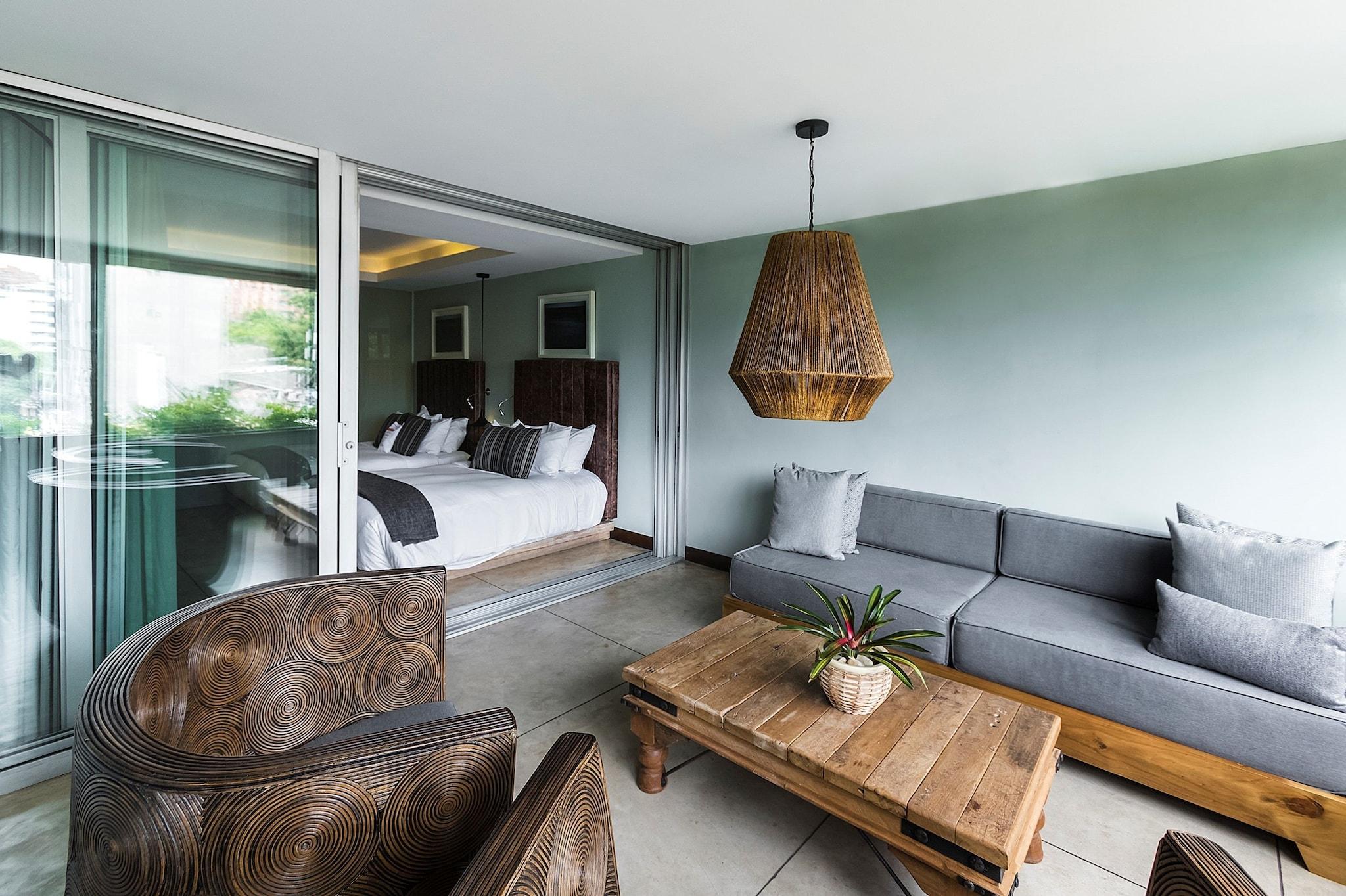 The Charlee Hotel by null