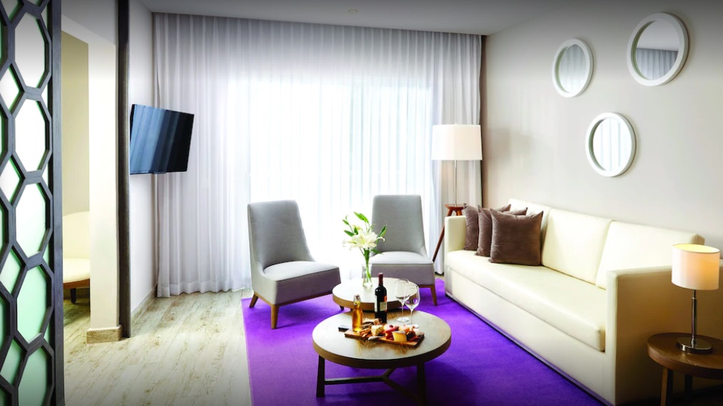 The Fives Beach Hotel & Residences