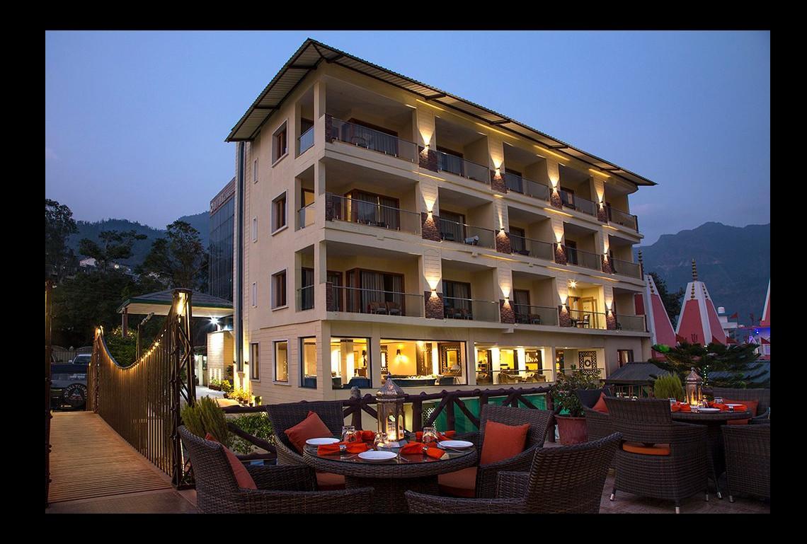 Hotel Surya laxmanjhula ( rishikesh) Near Ganga by null