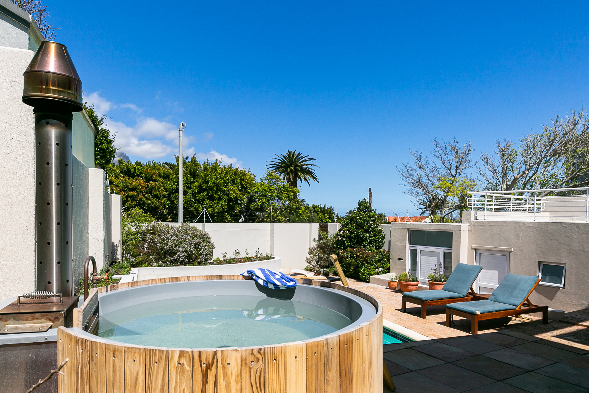 Camps Bay Retreat by null