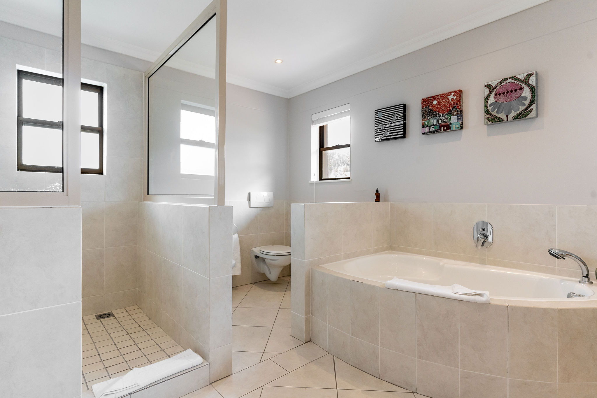 Camps Bay Retreat by null