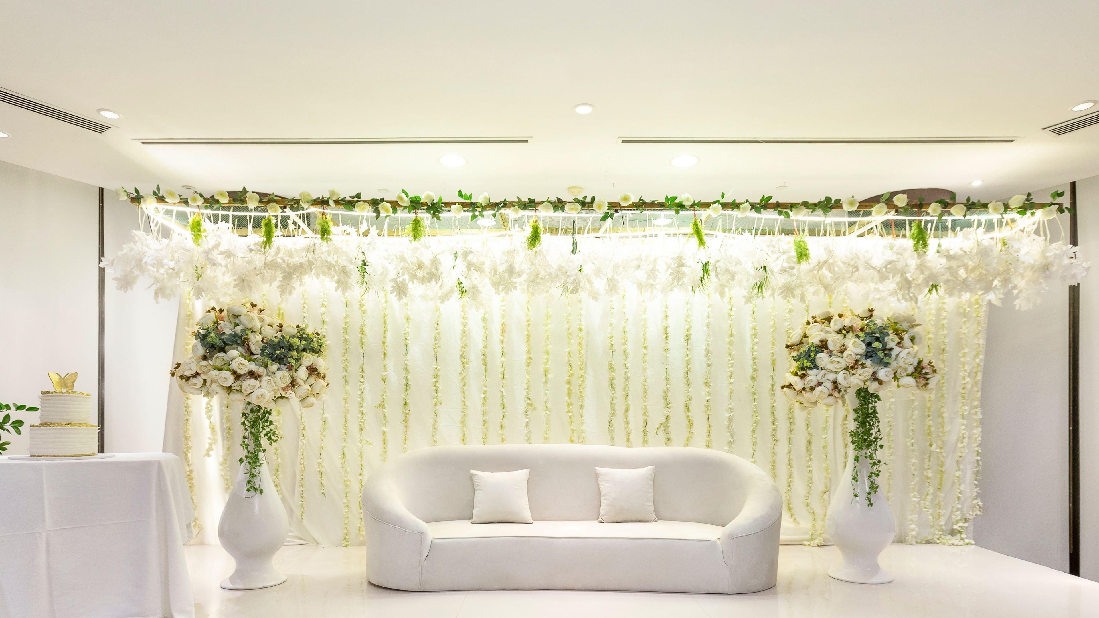 Holiday Inn Abu Dhabi - photo