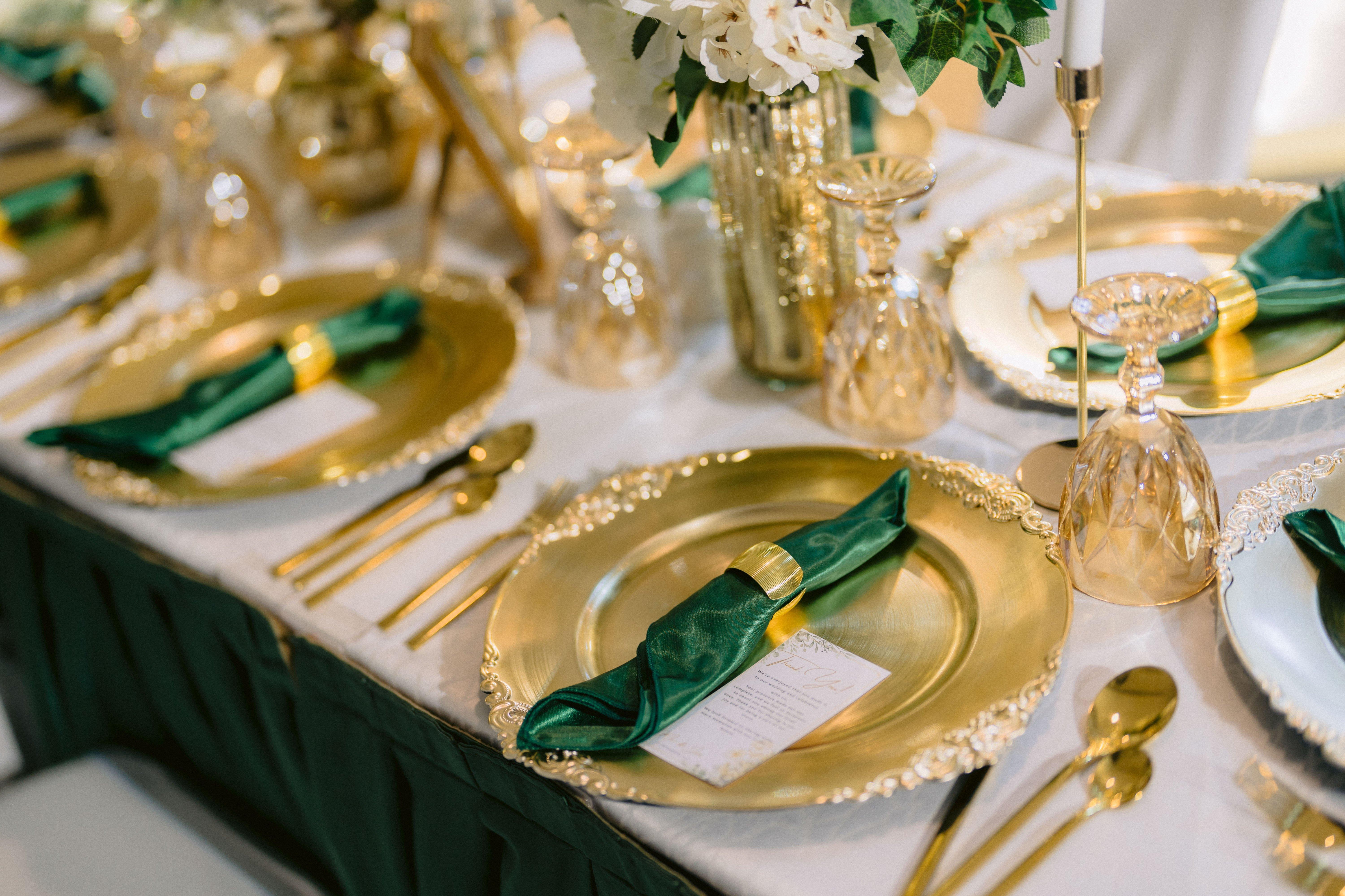 Holiday Inn Abu Dhabi - photo