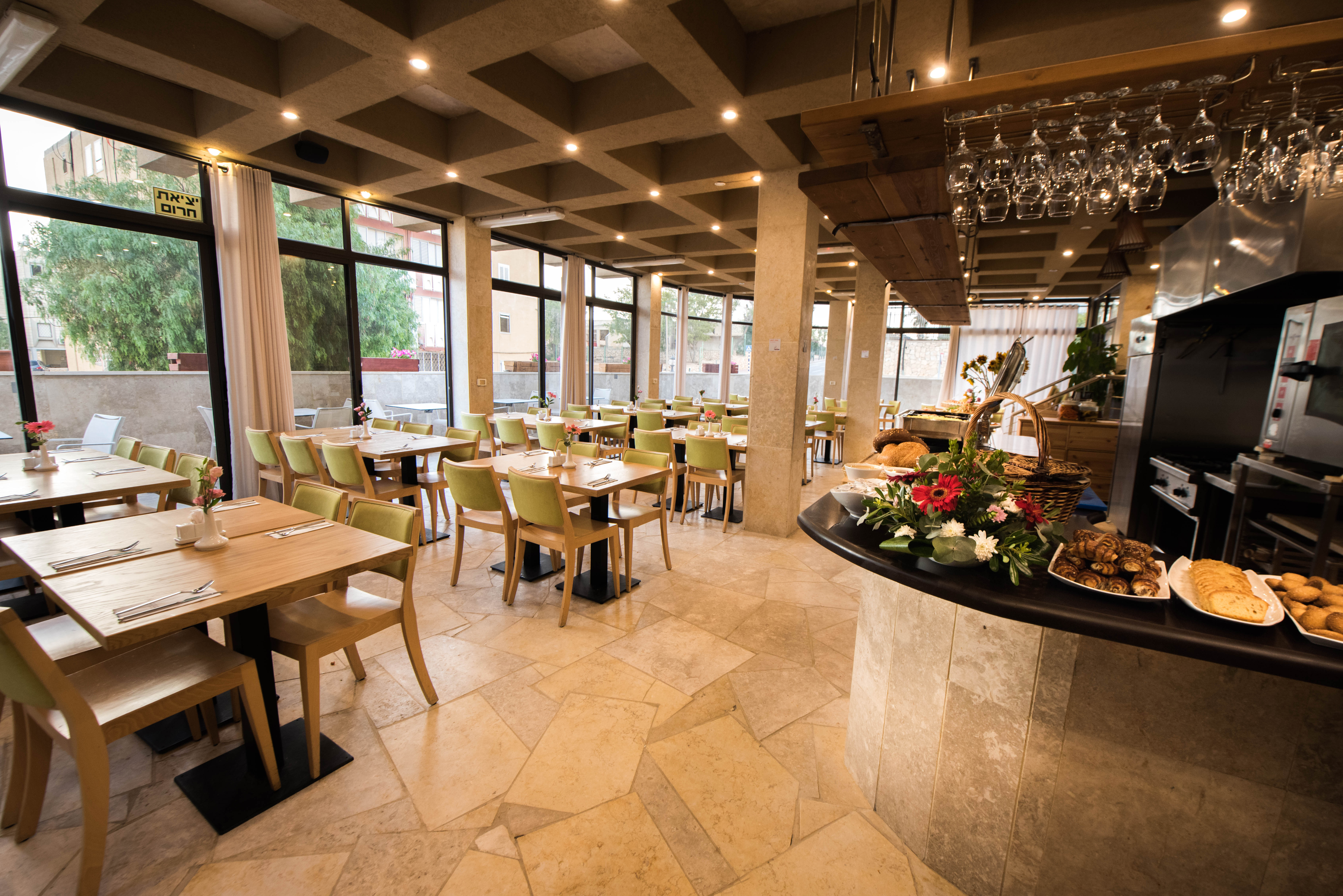 Ramon Suites by Smart Hotels