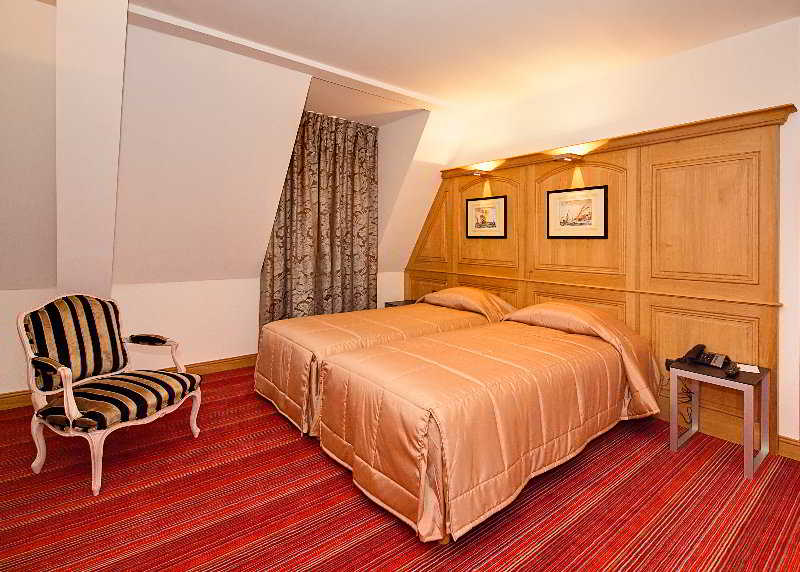 Hotel de Bourgtheroulde, Autograph Collection by null