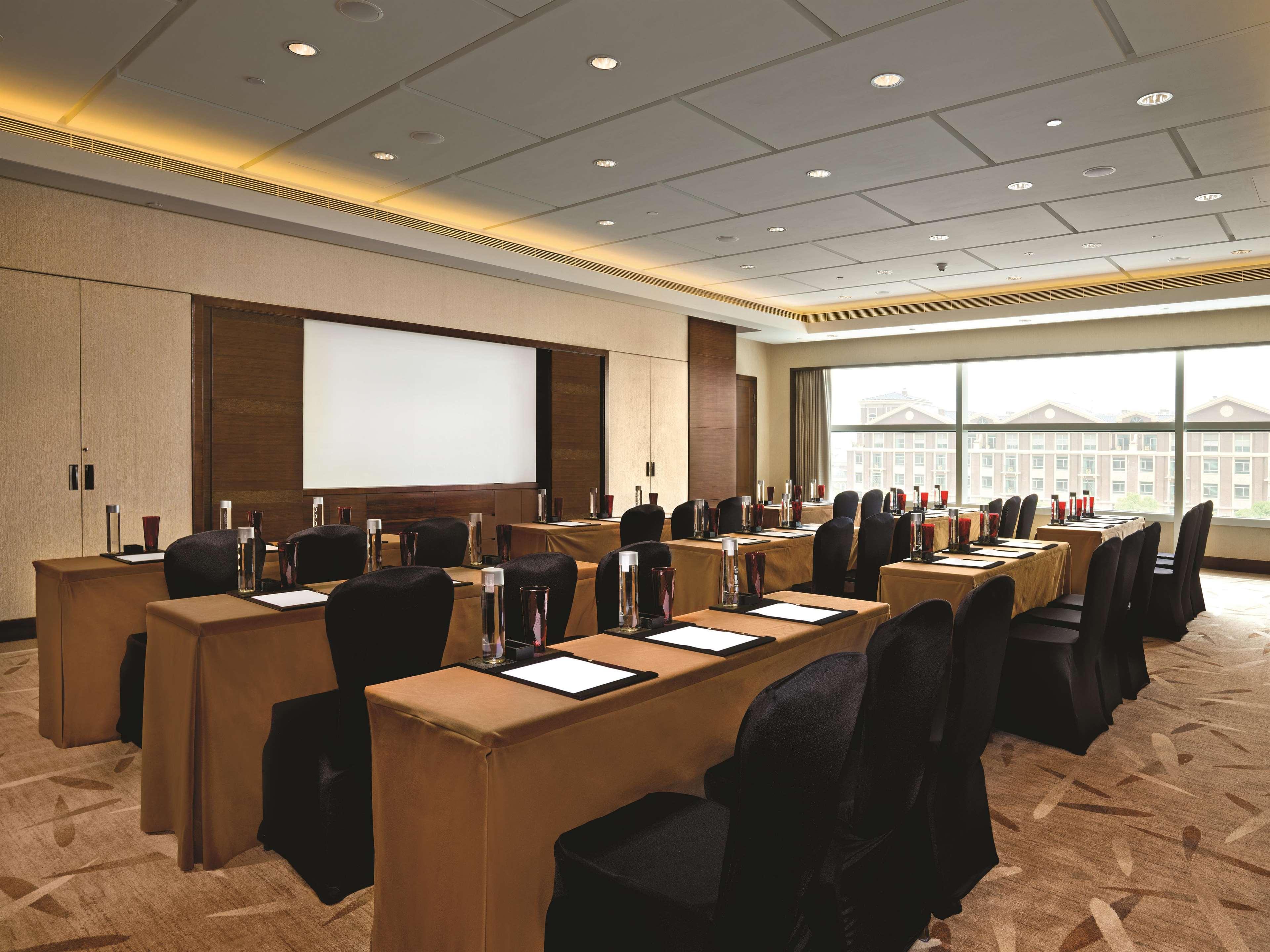 Kerry Hotel Pudong, Shanghai by null