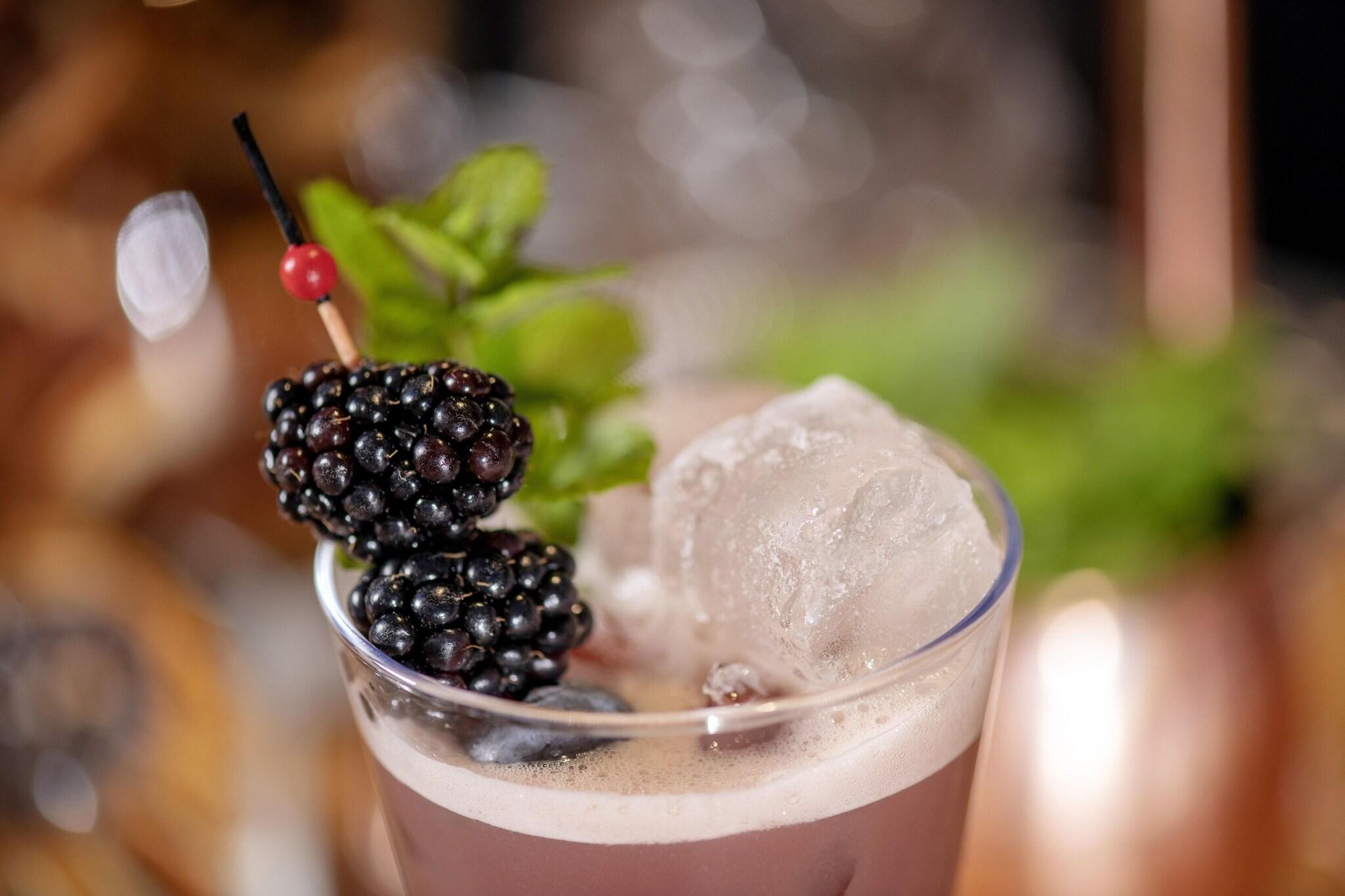 Aloft Brussels Schuman by null