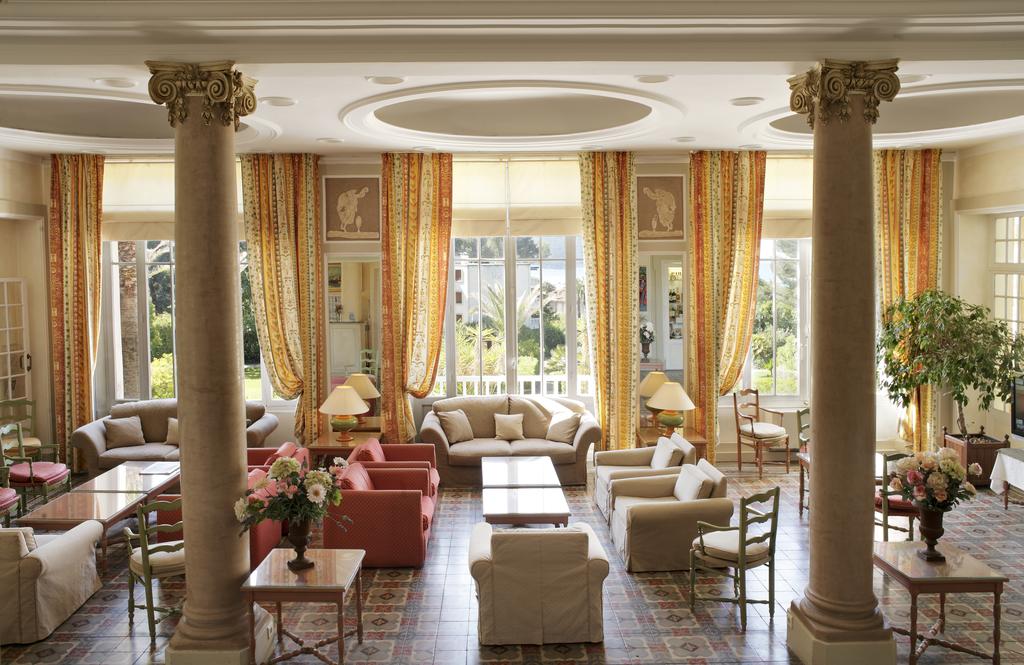 Grand Hotel Des Lecques BW Signature Collection