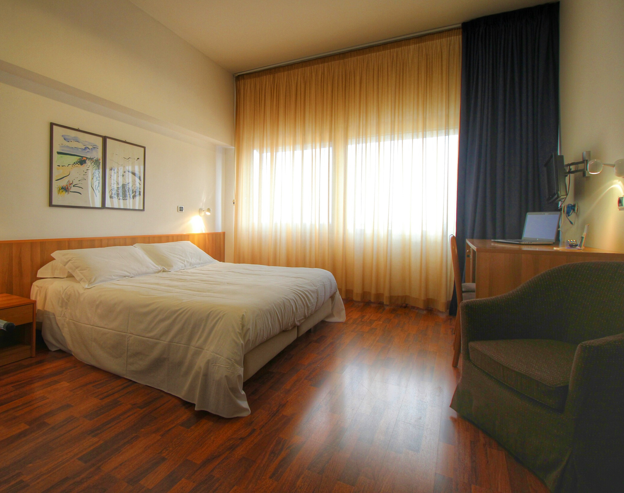 Majesty Hotel