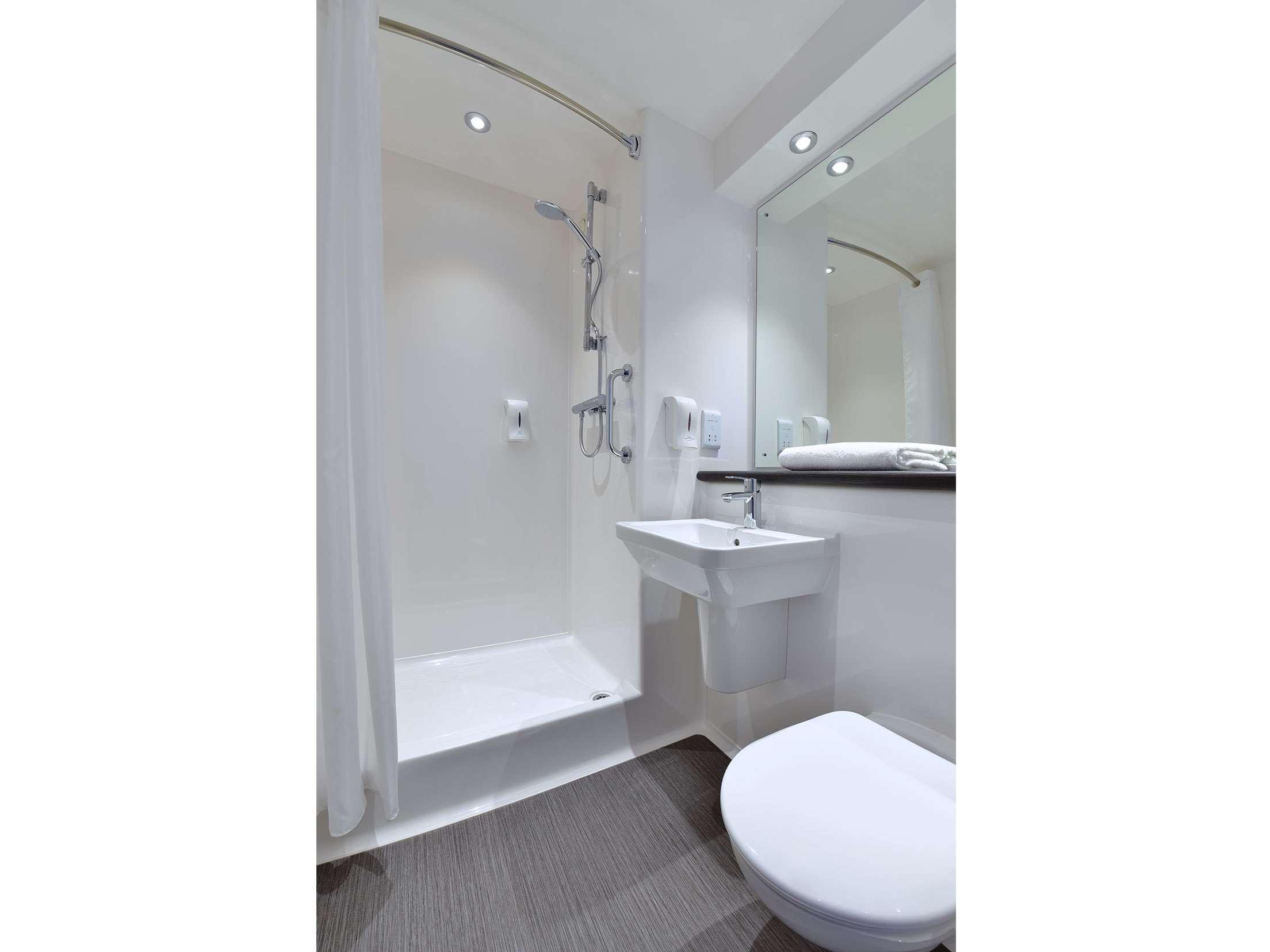 Travelodge London Croydon Central Hotel