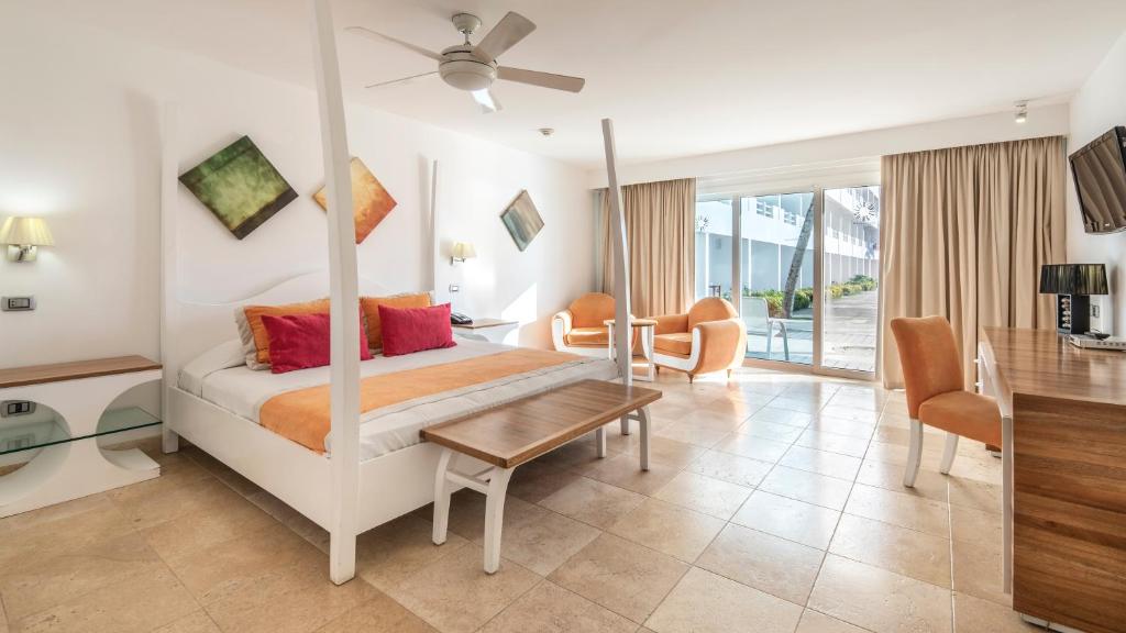 Be Live Experience Hamaca Suites by null