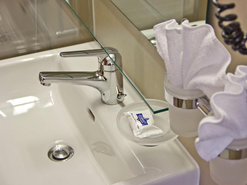 Hotel Alpenblick Zermatt by null