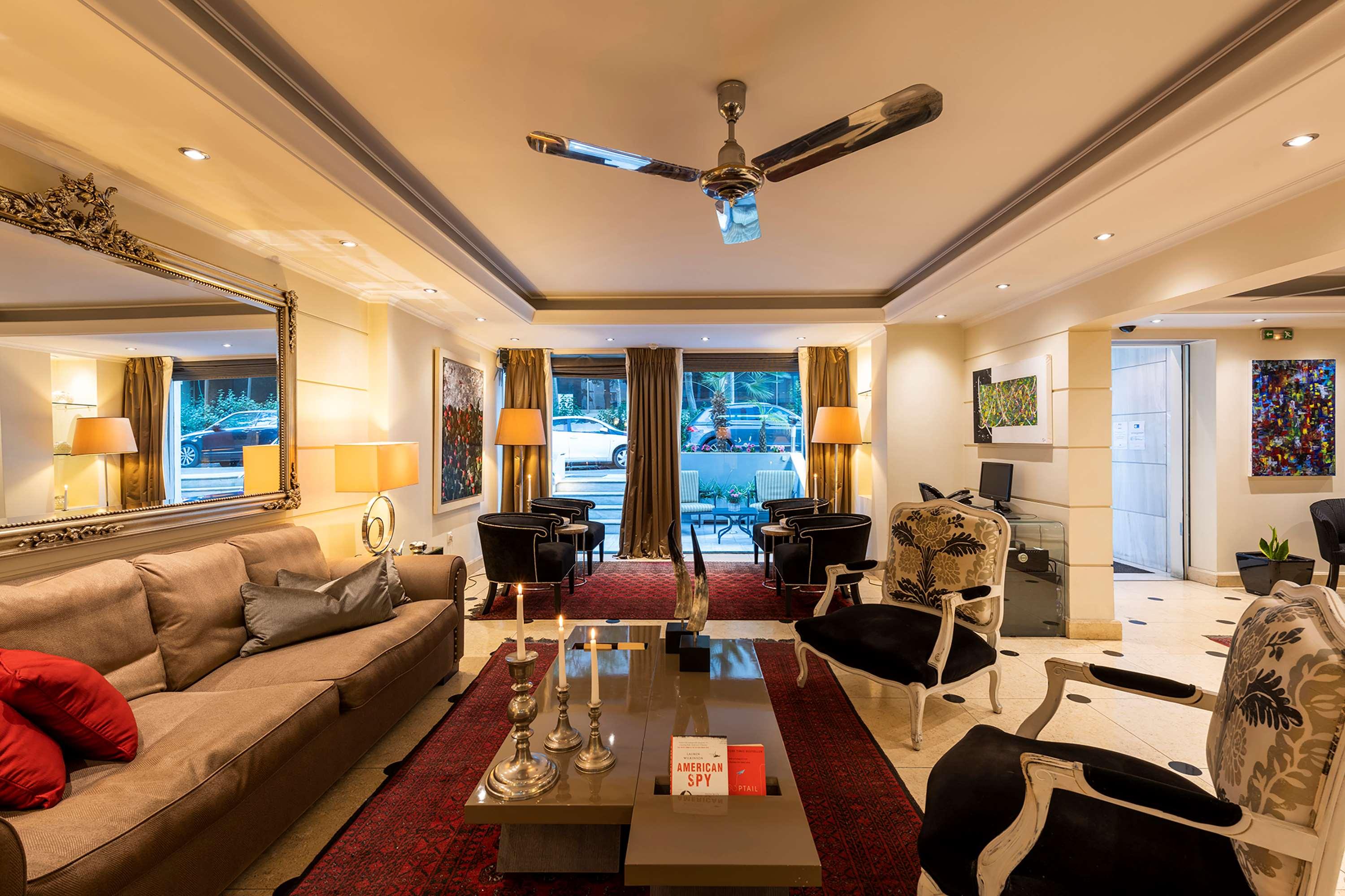 Best Western Plus Embassy Hotel - photo