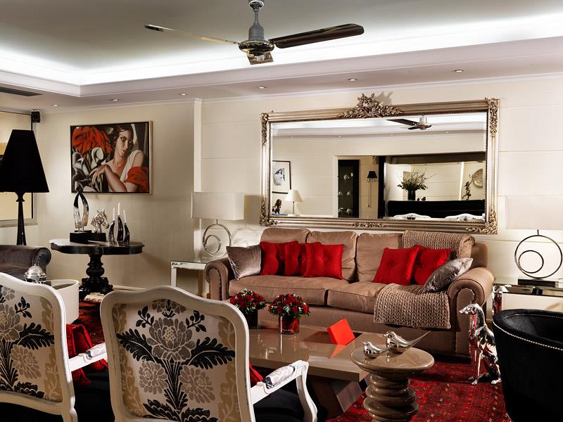 Best Western Plus Embassy Hotel - photo