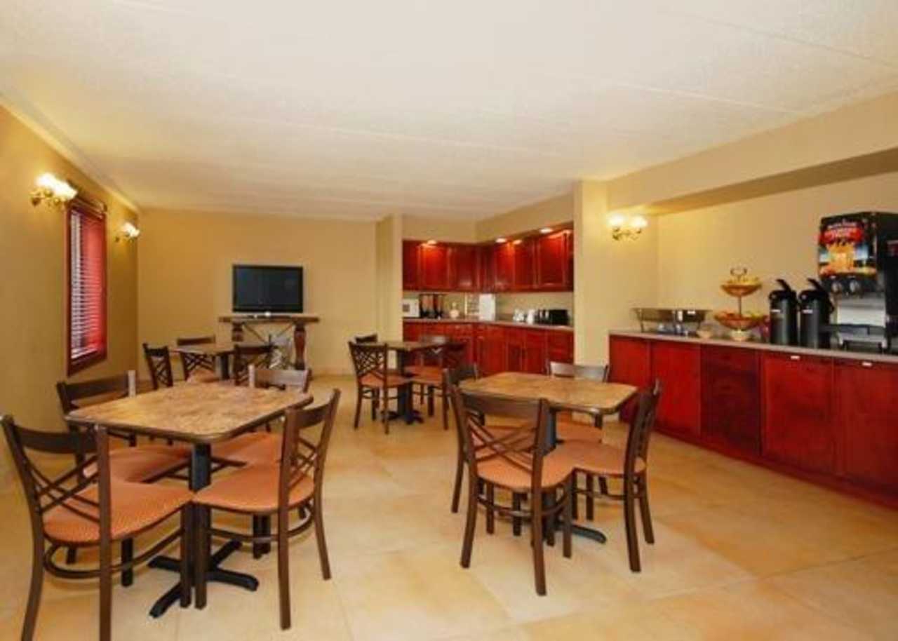 Rodeway Inn Norfolk