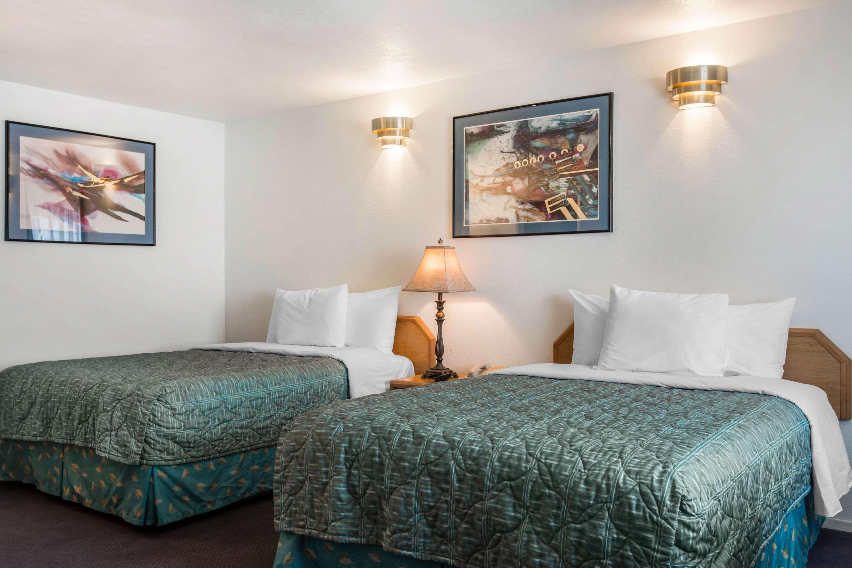 Rodeway Inn Beaumont I-10