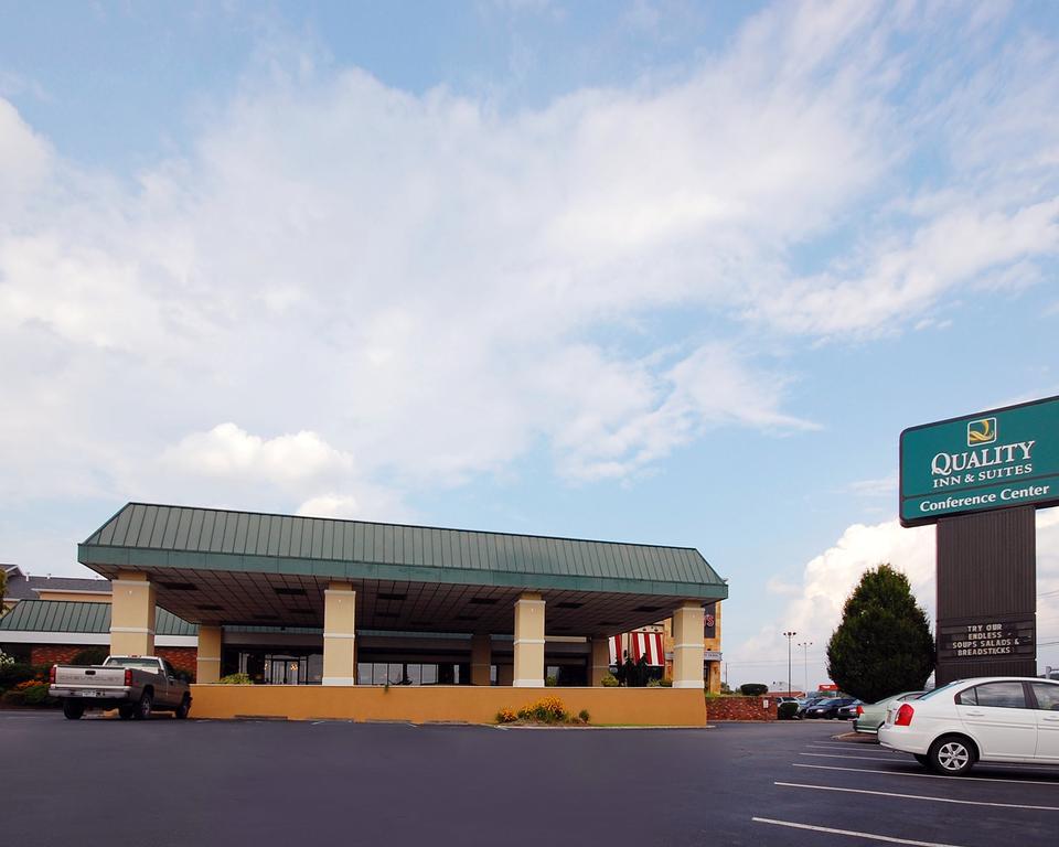 Wilkes-Barre Inn and Suites