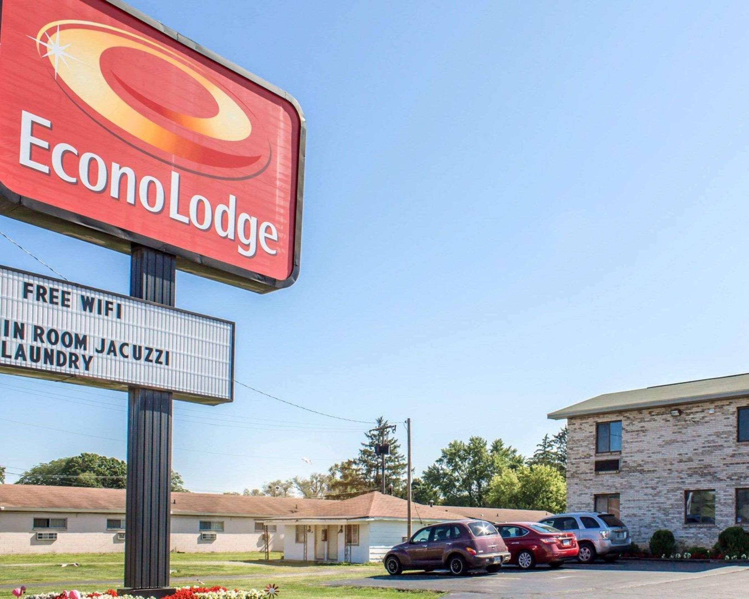 Econo Lodge Elkhart Area