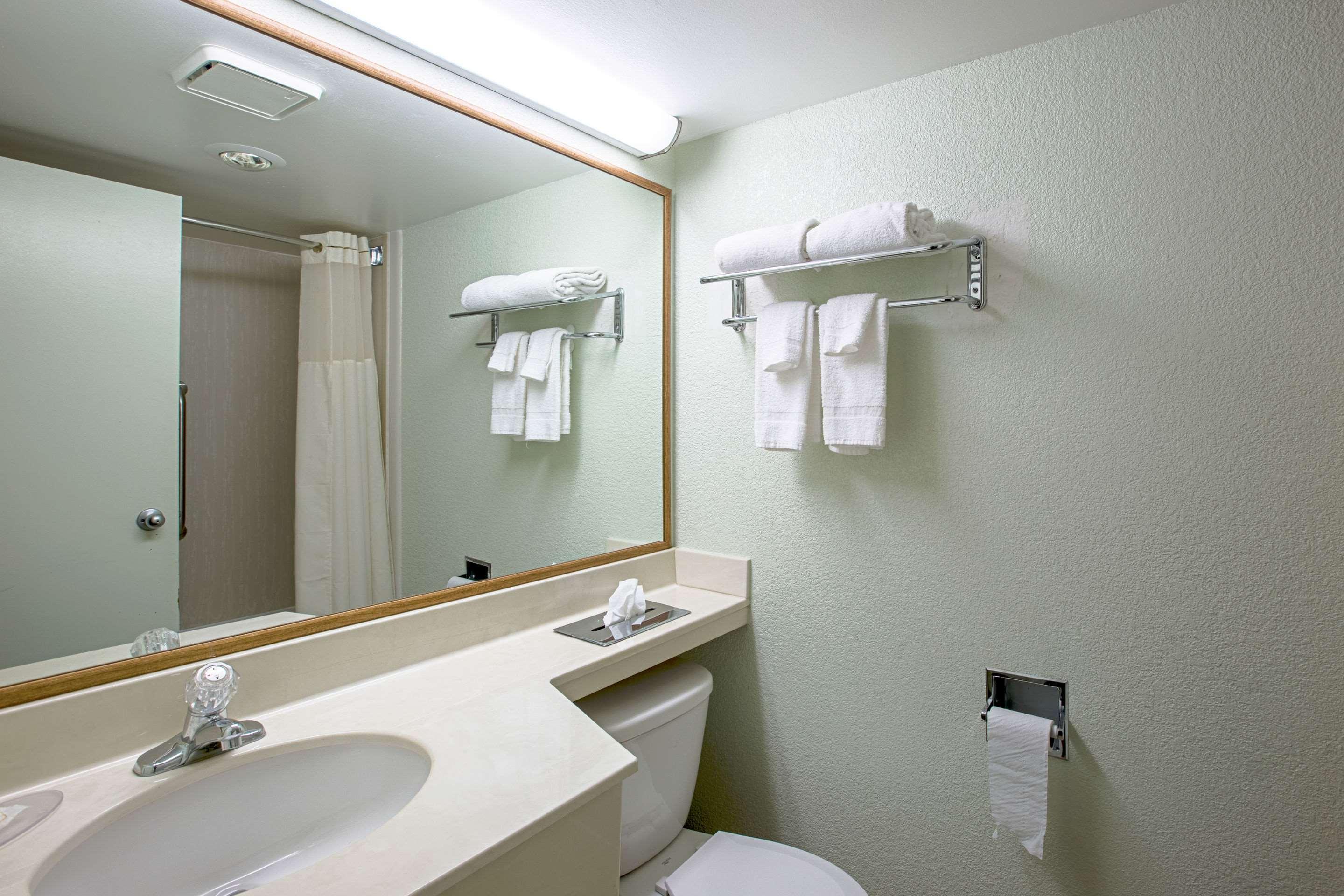 Quality Inn & Suites Council Bluffs Area