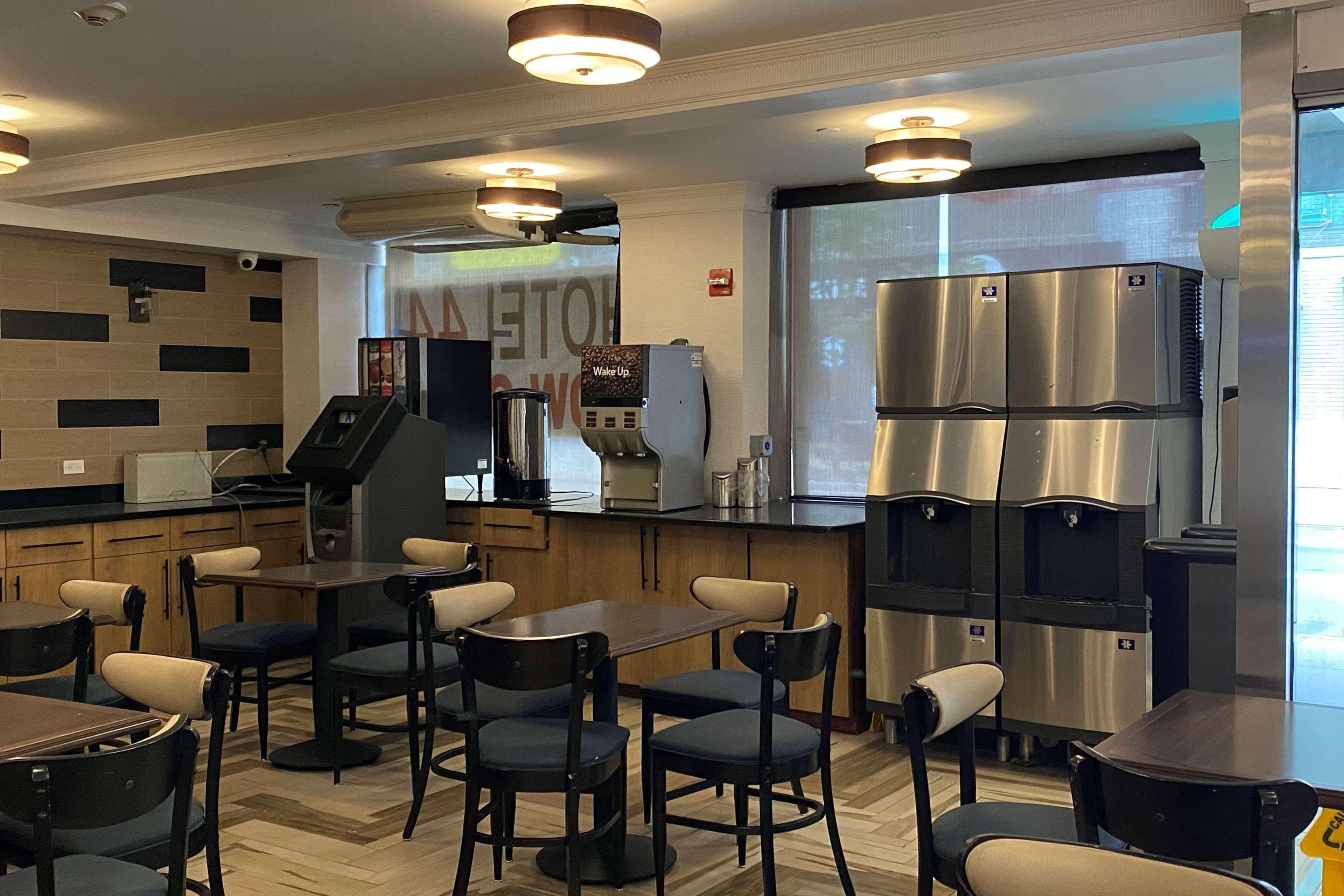 Ramada By Wyndham New York Times Square West