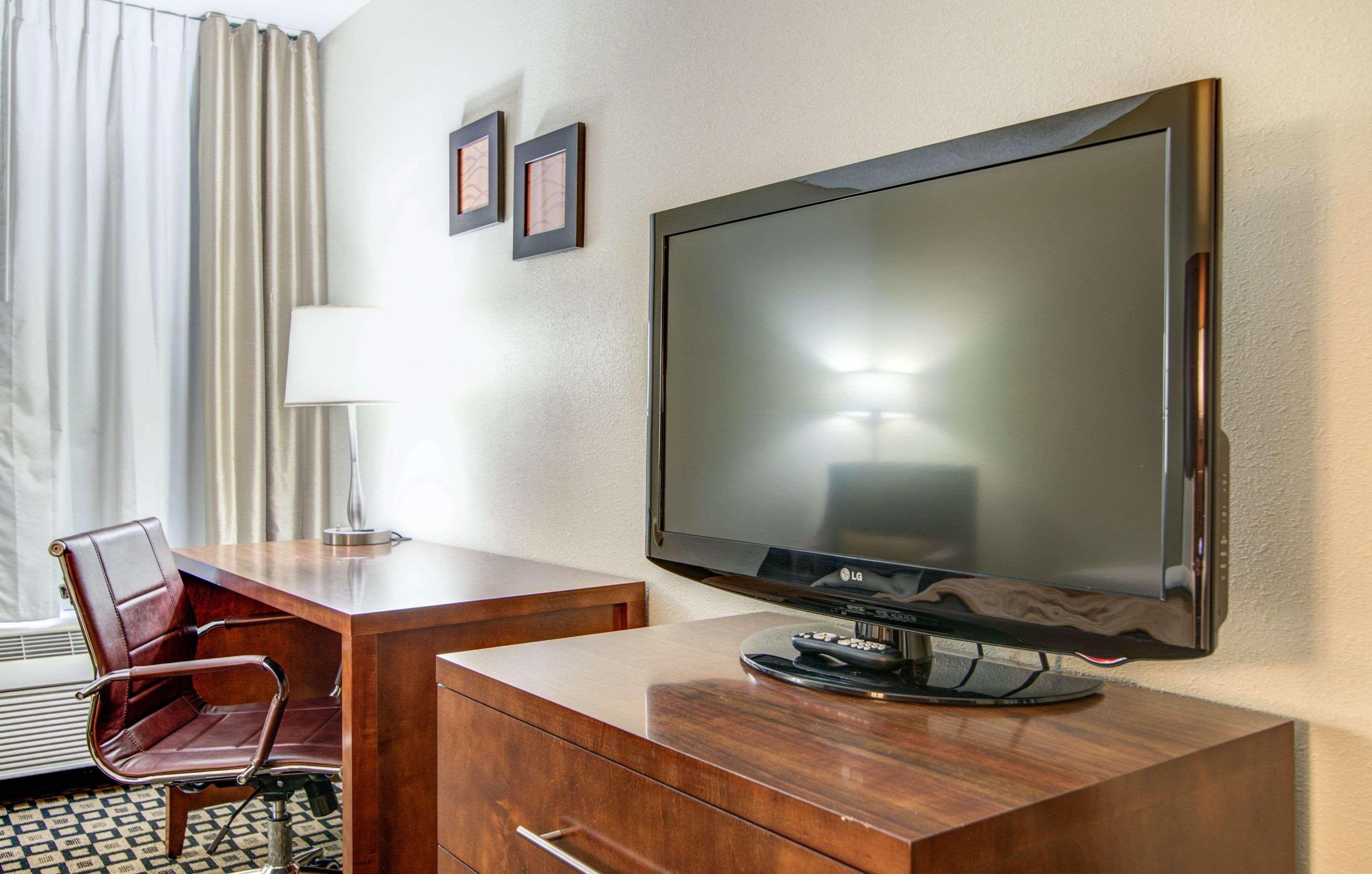 Comfort Inn & Suites Athens North