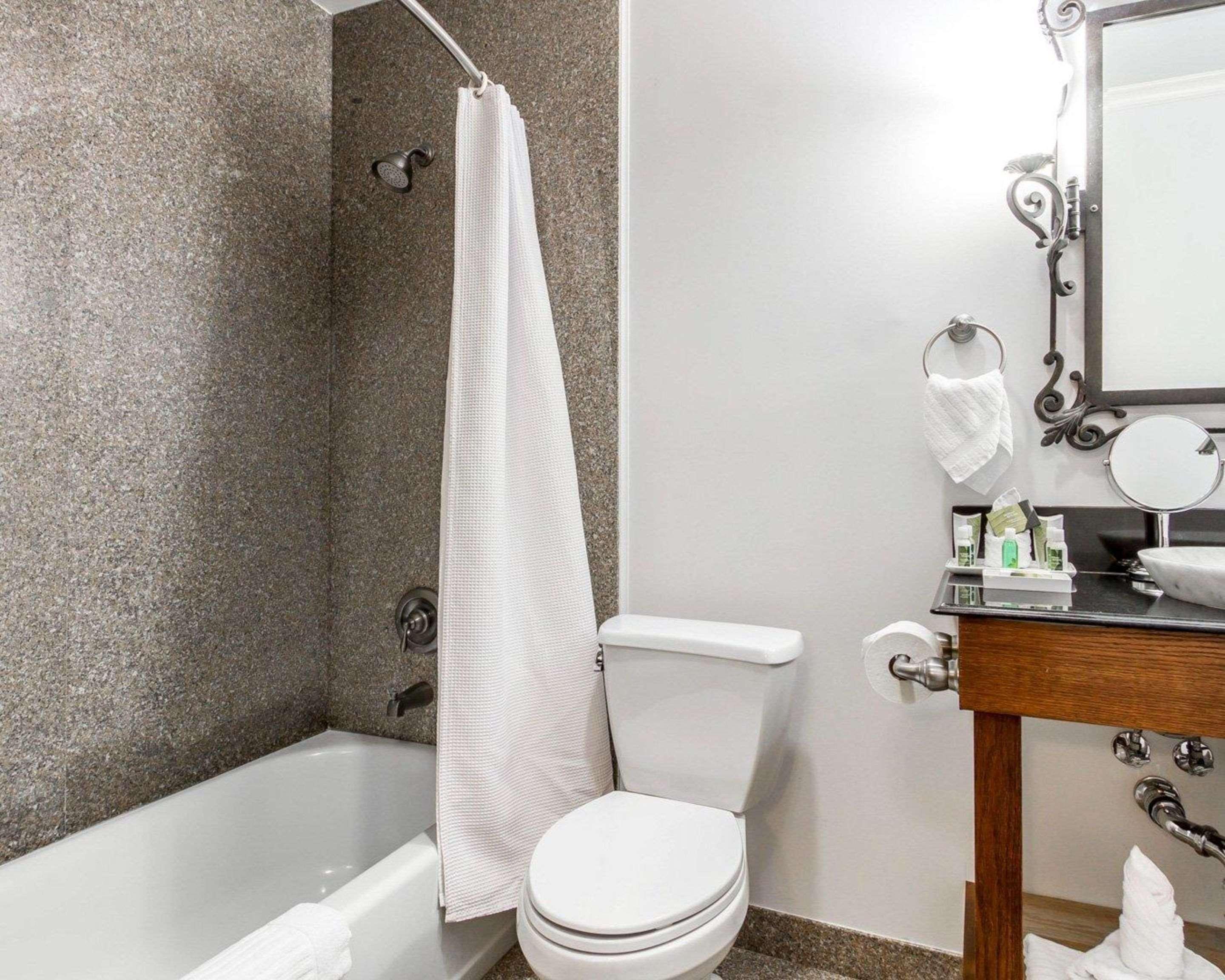 Villa Montes Hotel, An Ascend Collection Hotel