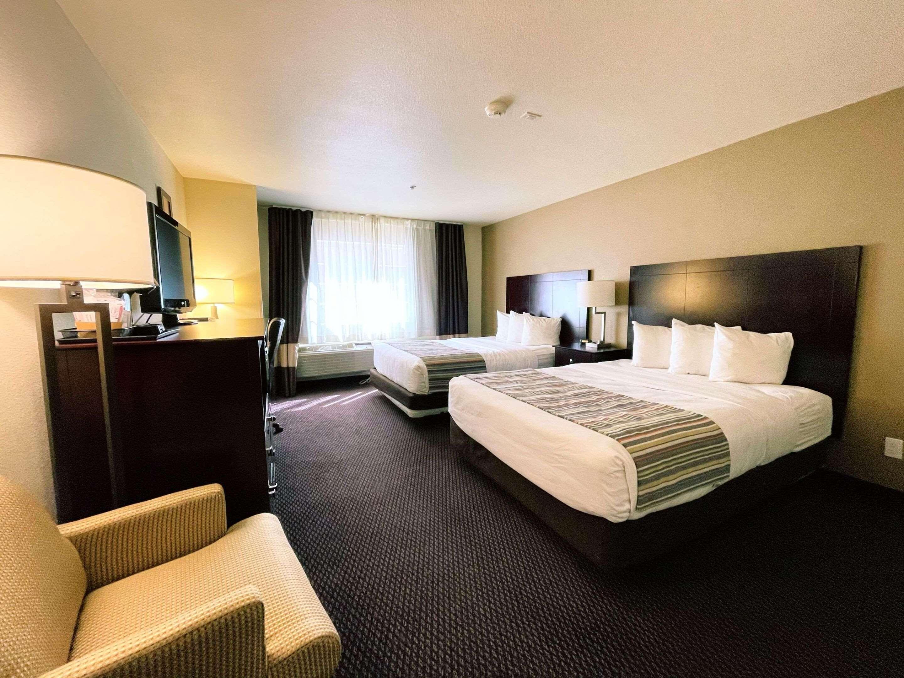 Country Inn & Suites by Radisson Bend OR