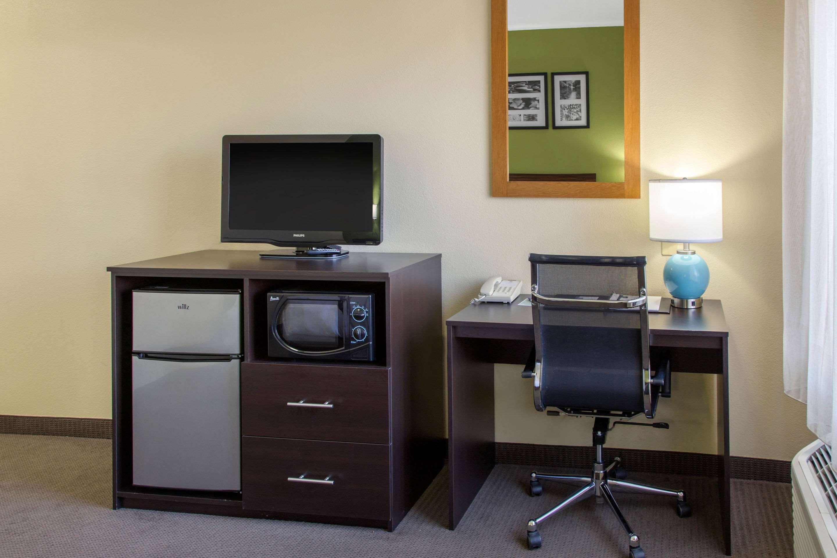 Sleep Inn & Suites