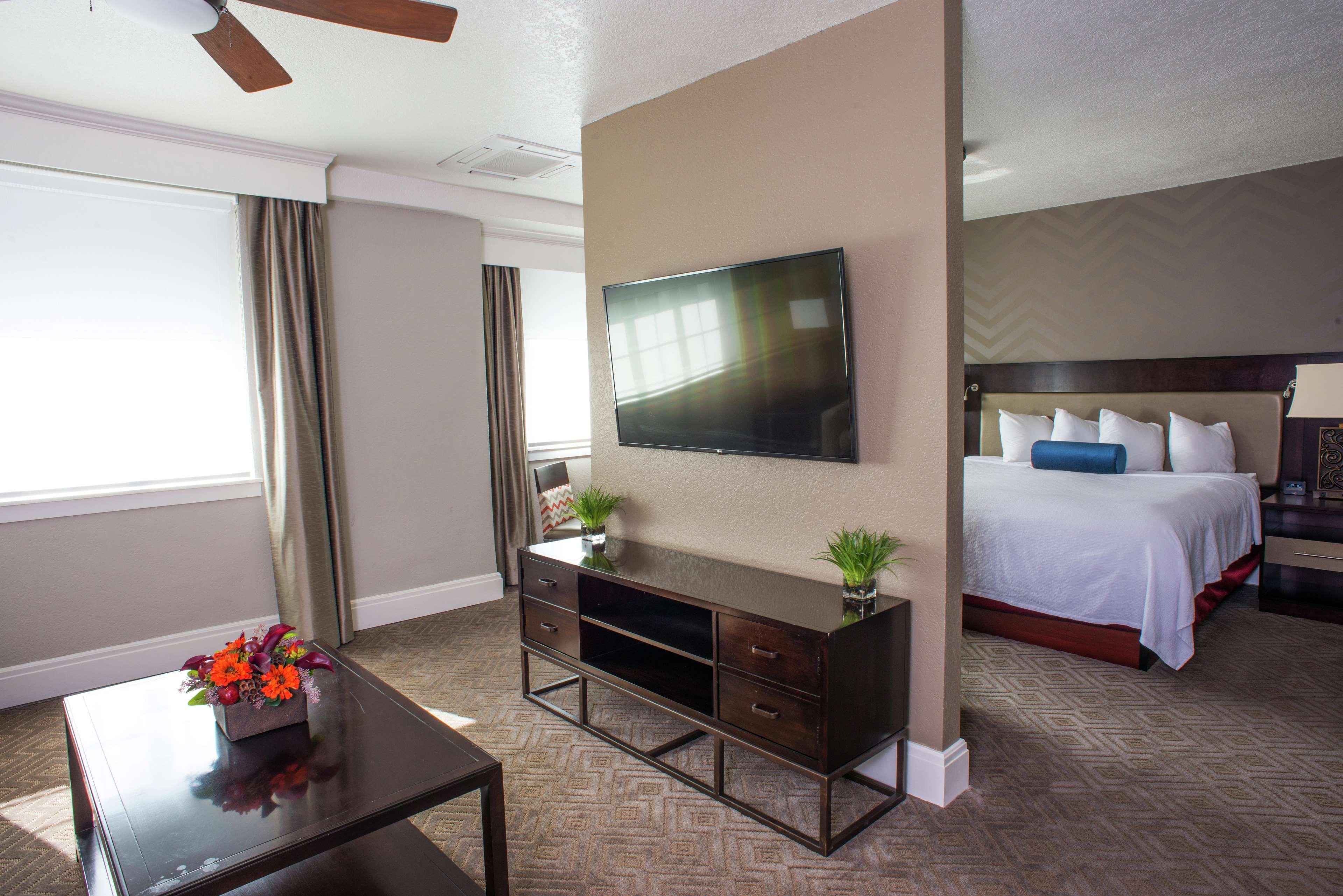 Hotel Alex Johnson Rapid City, Curio Collection by Hilton by null