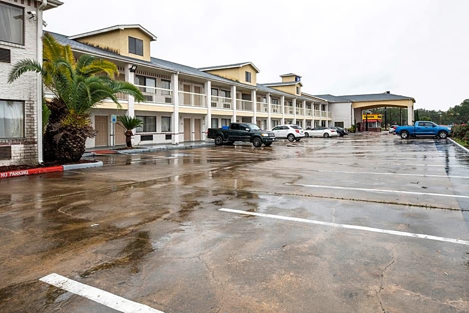 Americas Best Value Inn & Suites