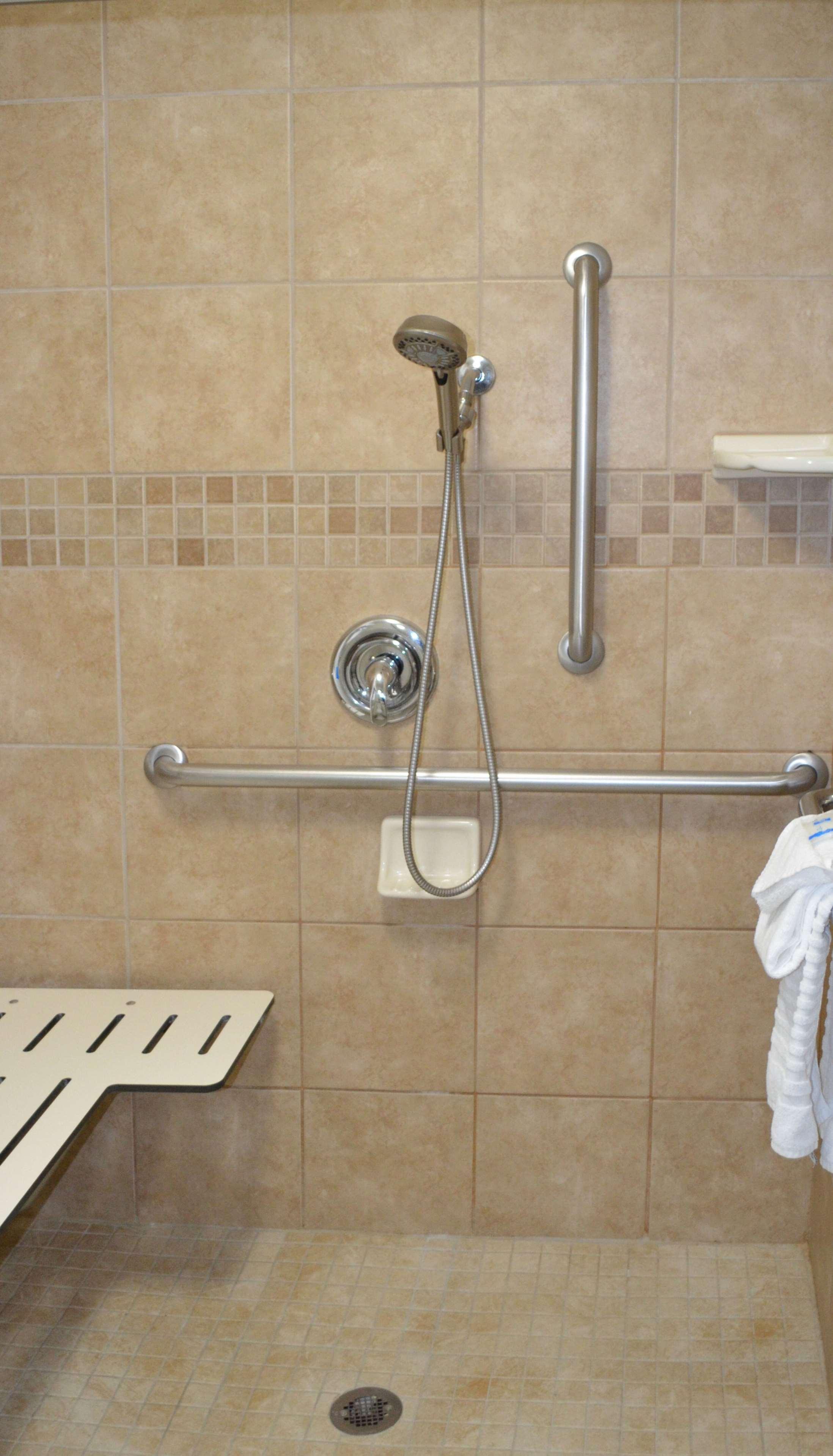 Comfort Suites Tulare