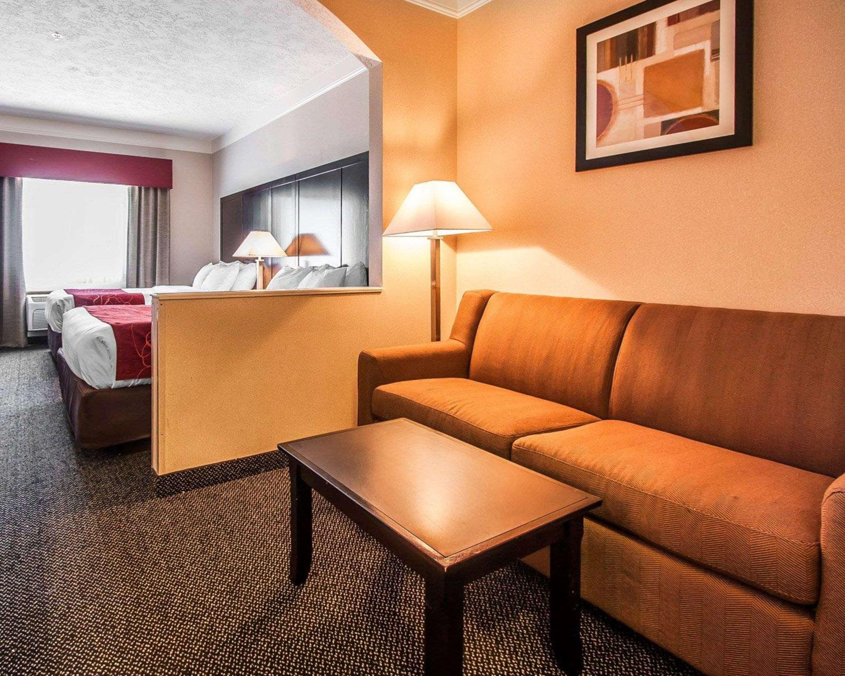 Comfort Suites Clackamas