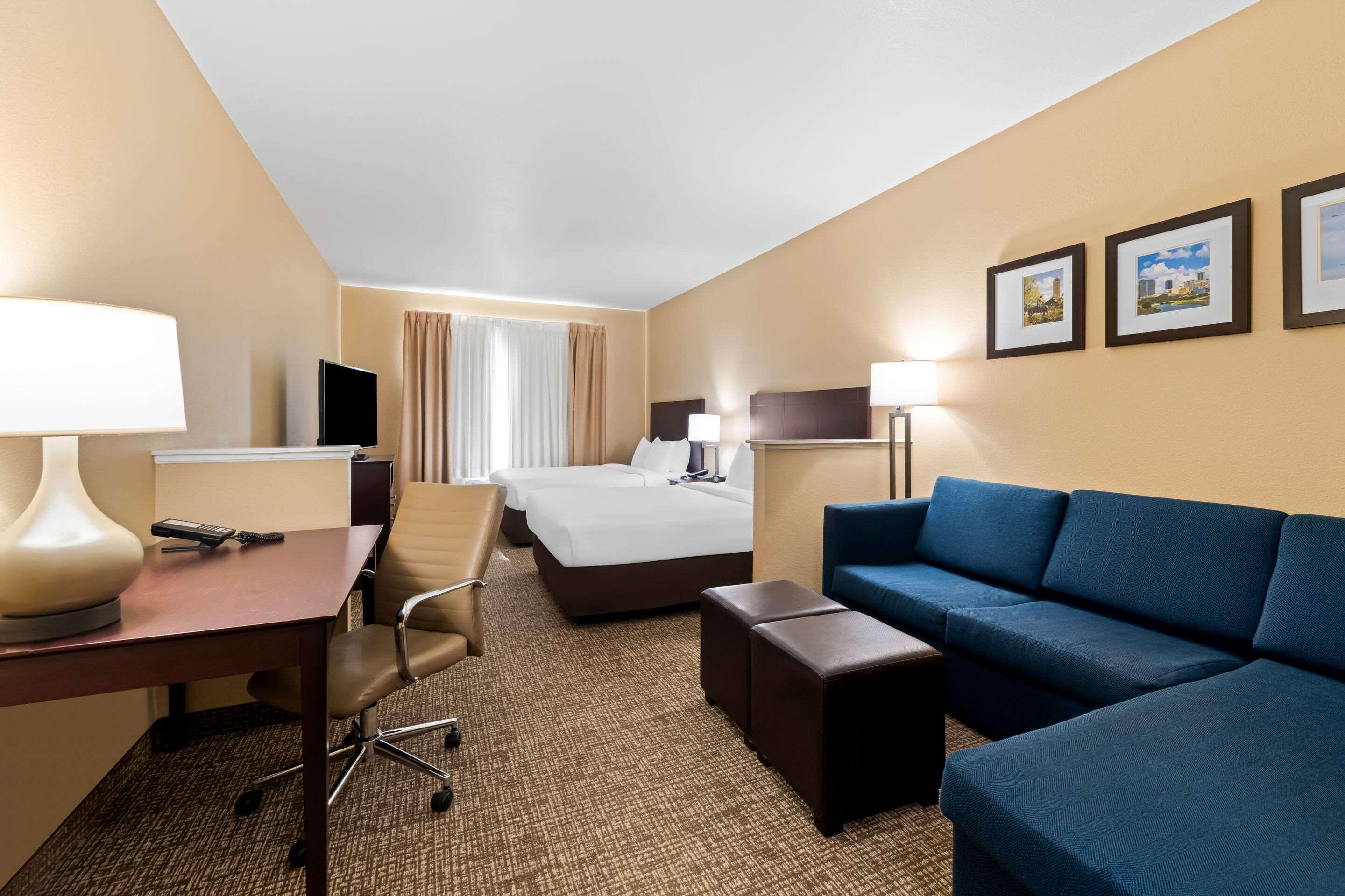 Comfort Suites Roanoke - Fort Worth North