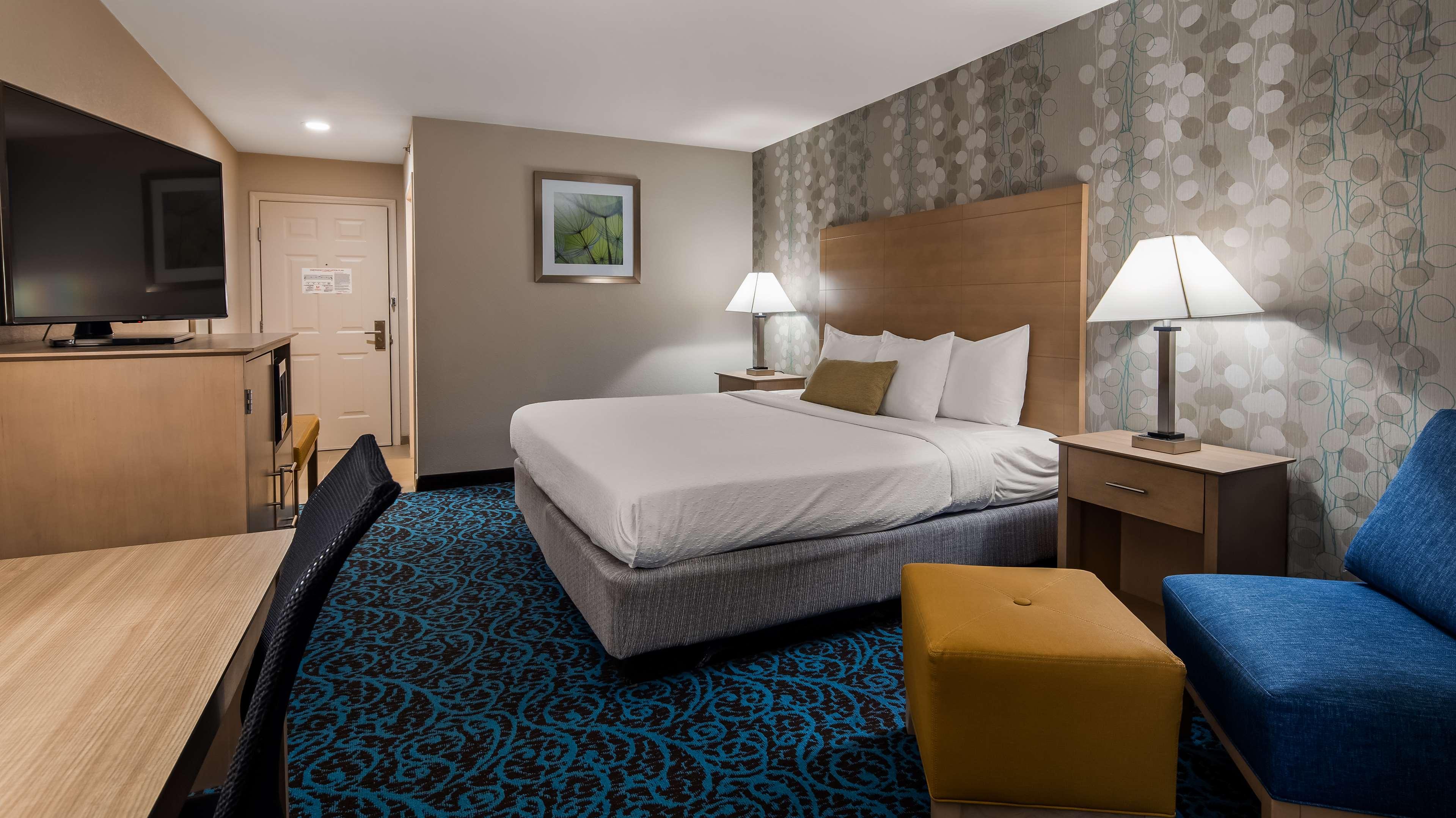 Spark by Hilton Milford Boston