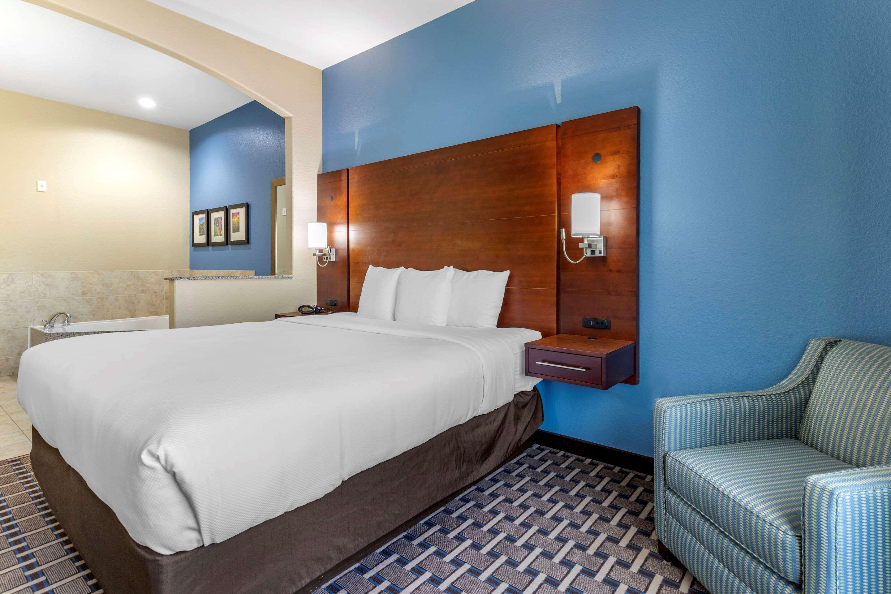 Comfort Suites -Georgetown