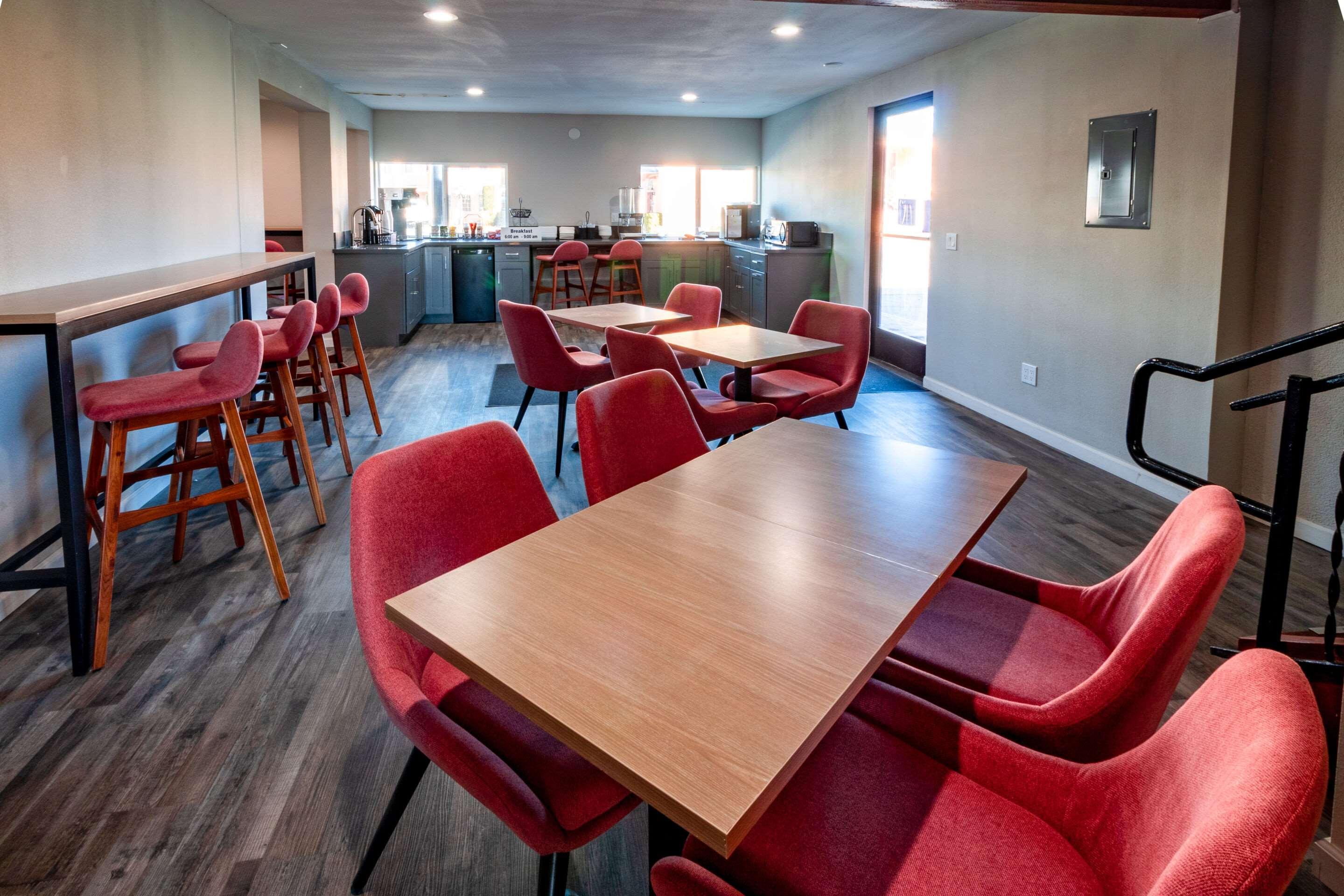Quality Inn Bishop Near Mammoth