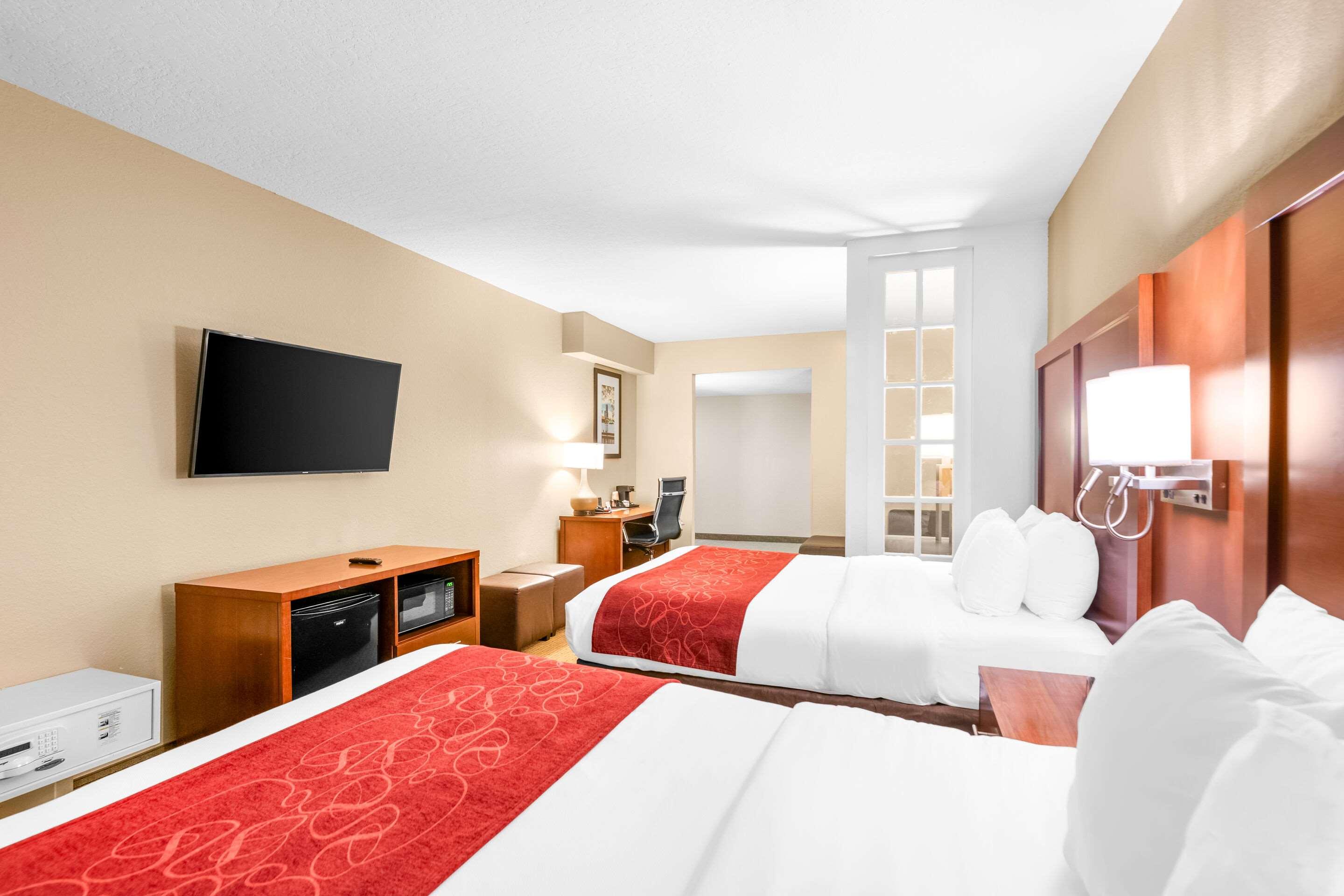 Comfort Suites Orlando Airport
