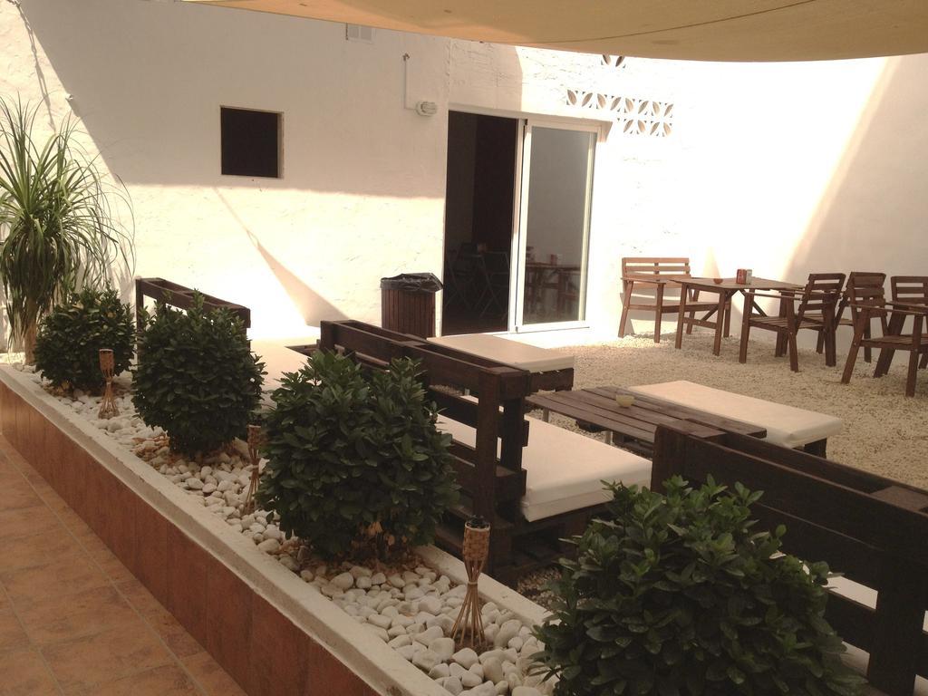 Hostal Balearic by null