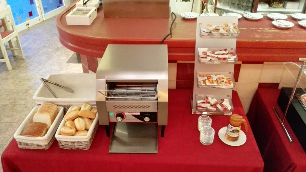 Hostal Balearic by null