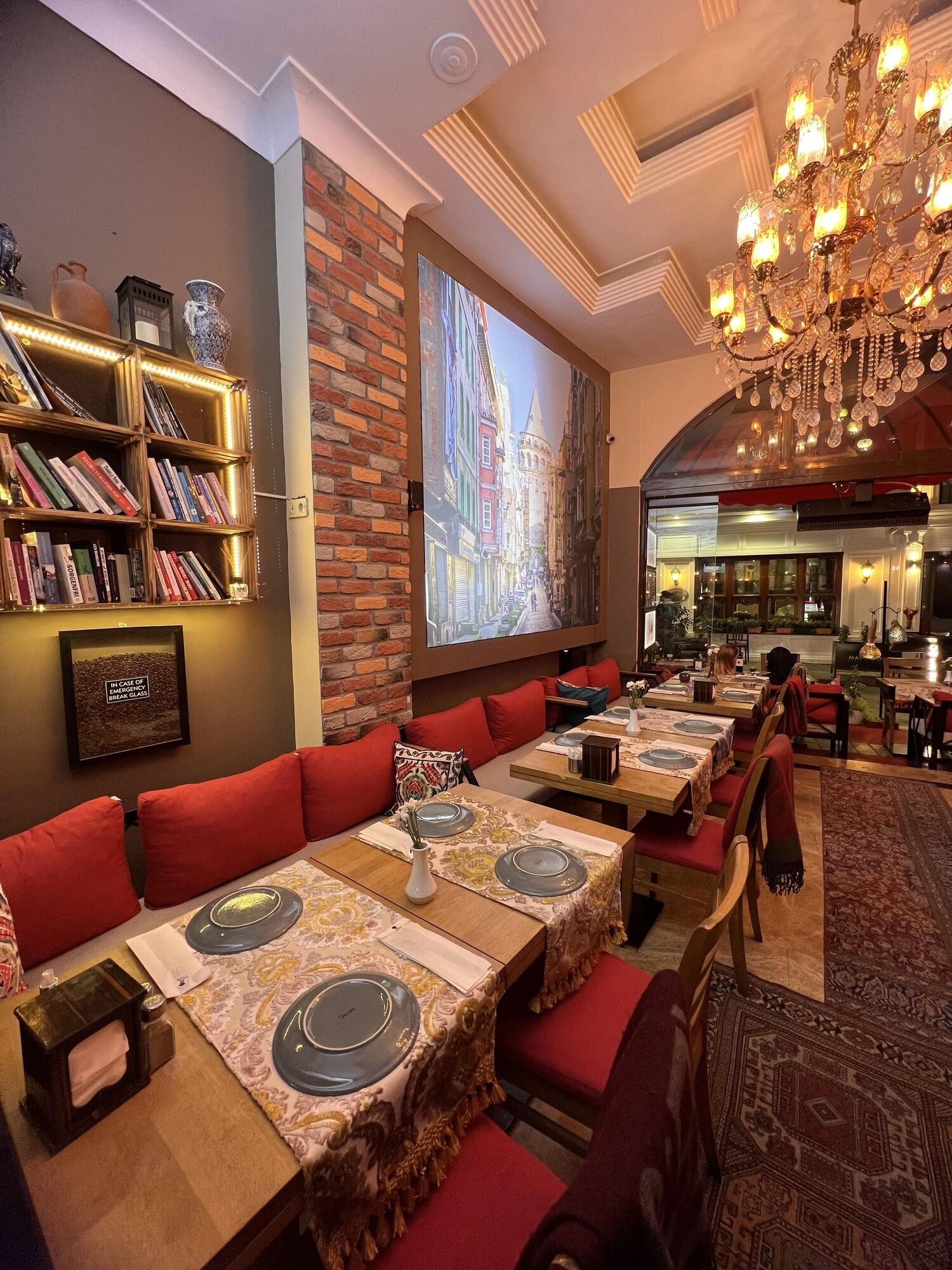 Ethnica Hotel Old City