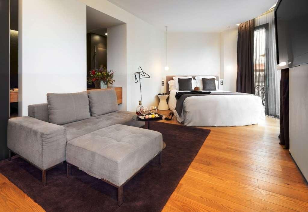 Hotel Ohla Barcelona by null