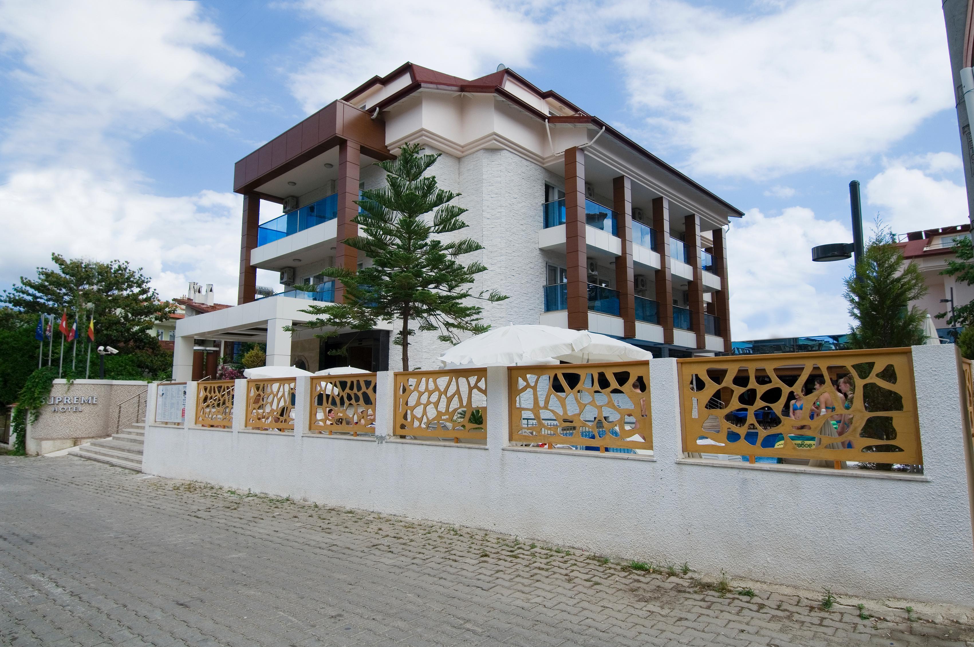 Supreme Boutique Hotel - фото