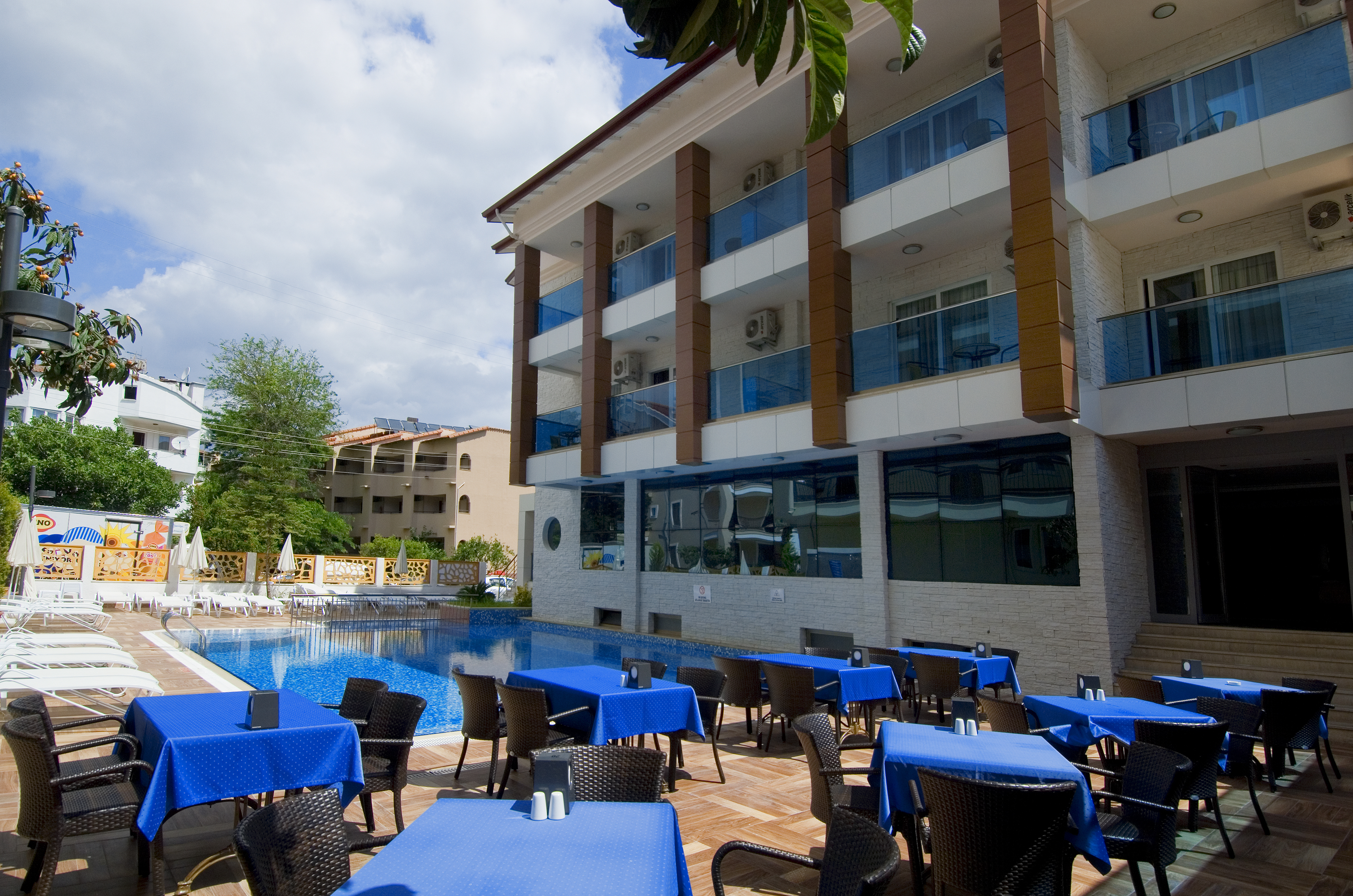 Supreme Boutique Hotel - фото