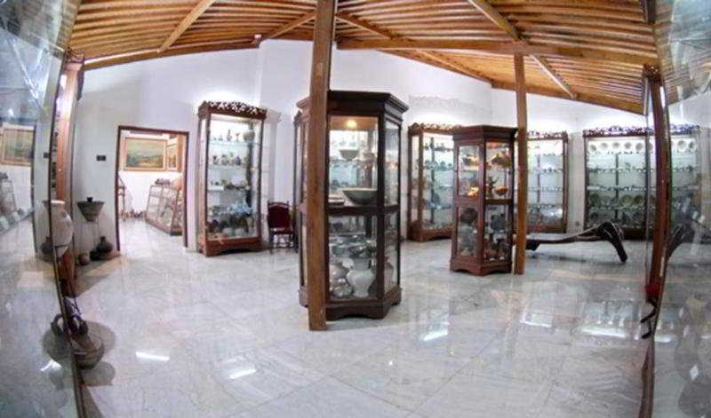 Hills Joglo Villa