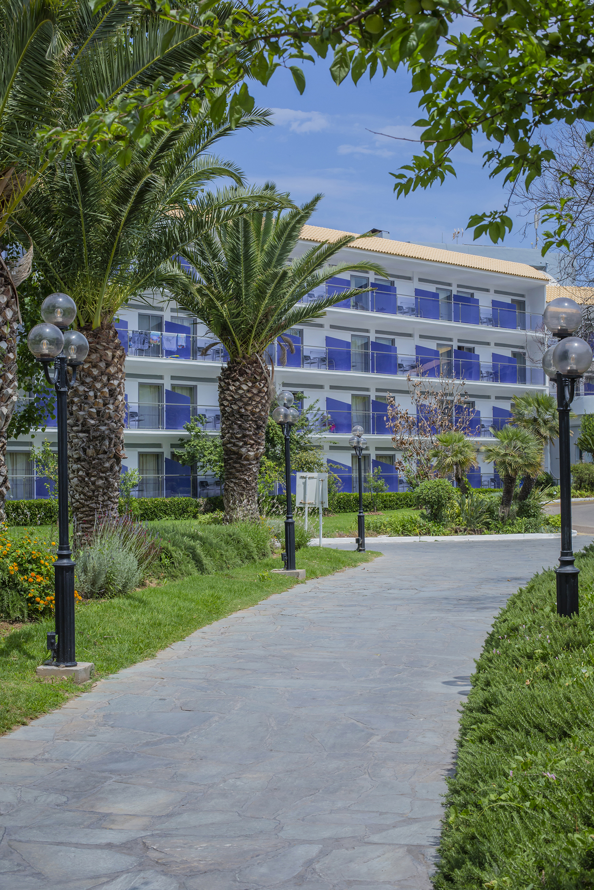 Golden Coast - nuotrauka