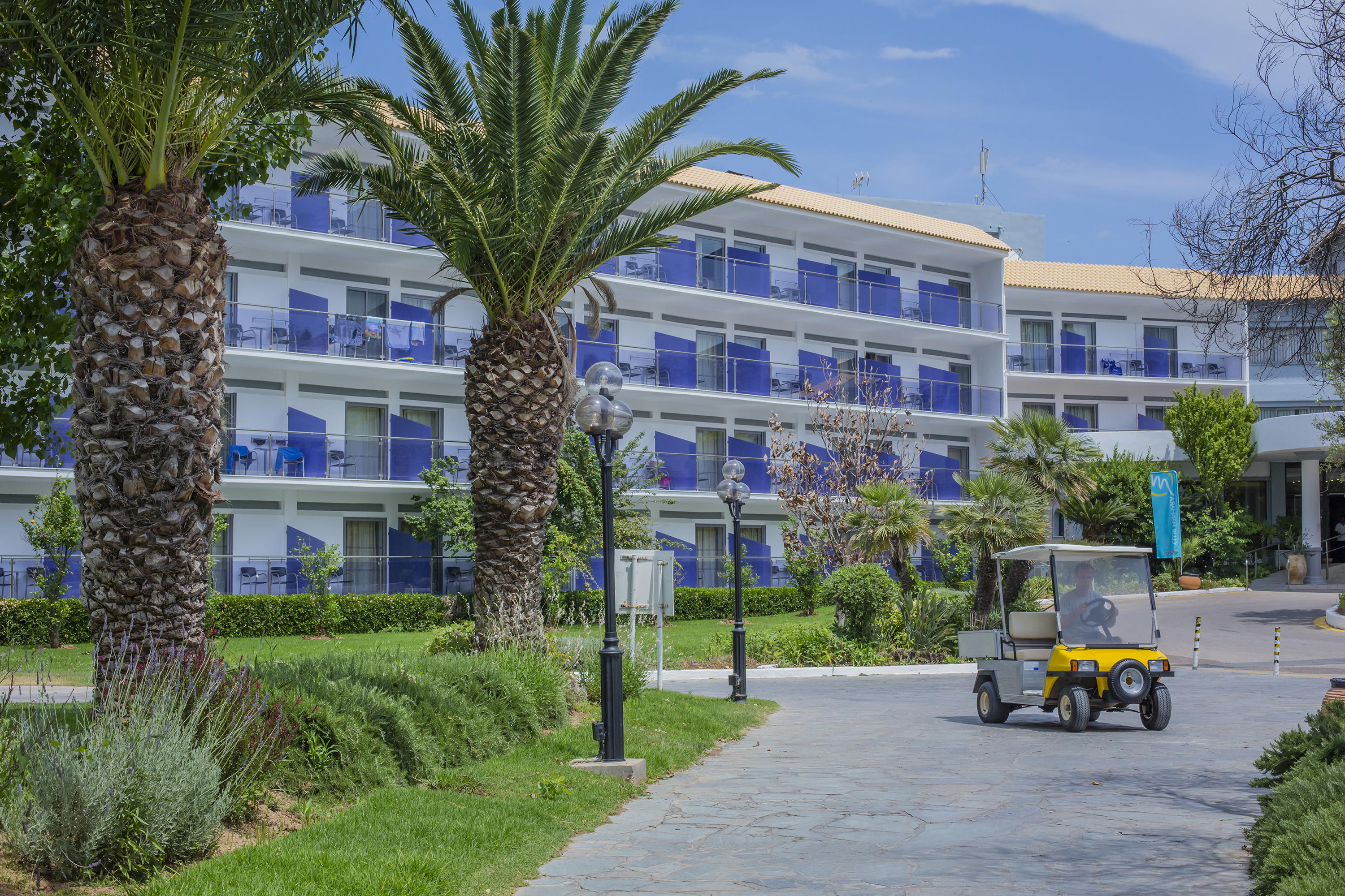 Golden Coast - nuotrauka