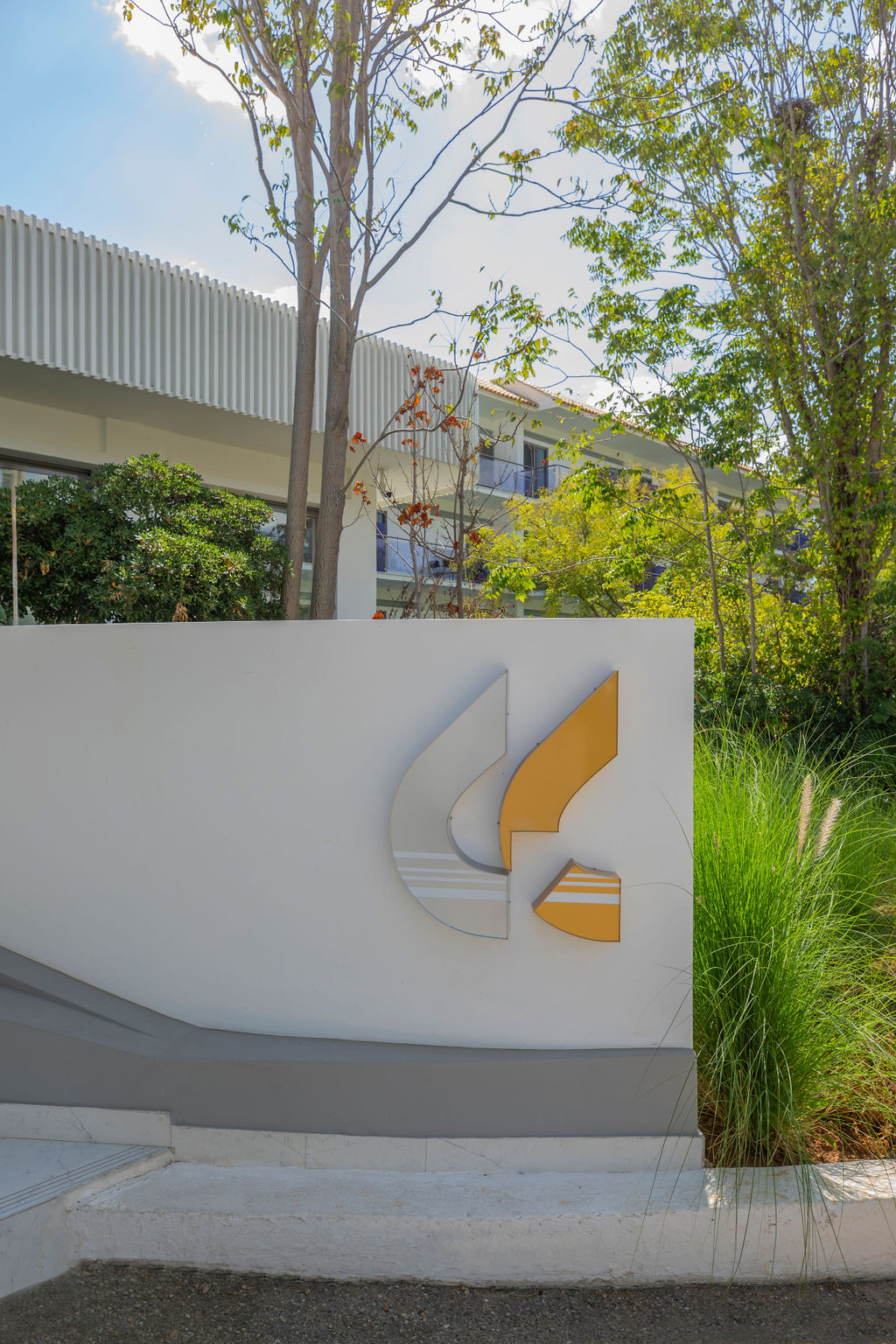 Golden Coast - nuotrauka