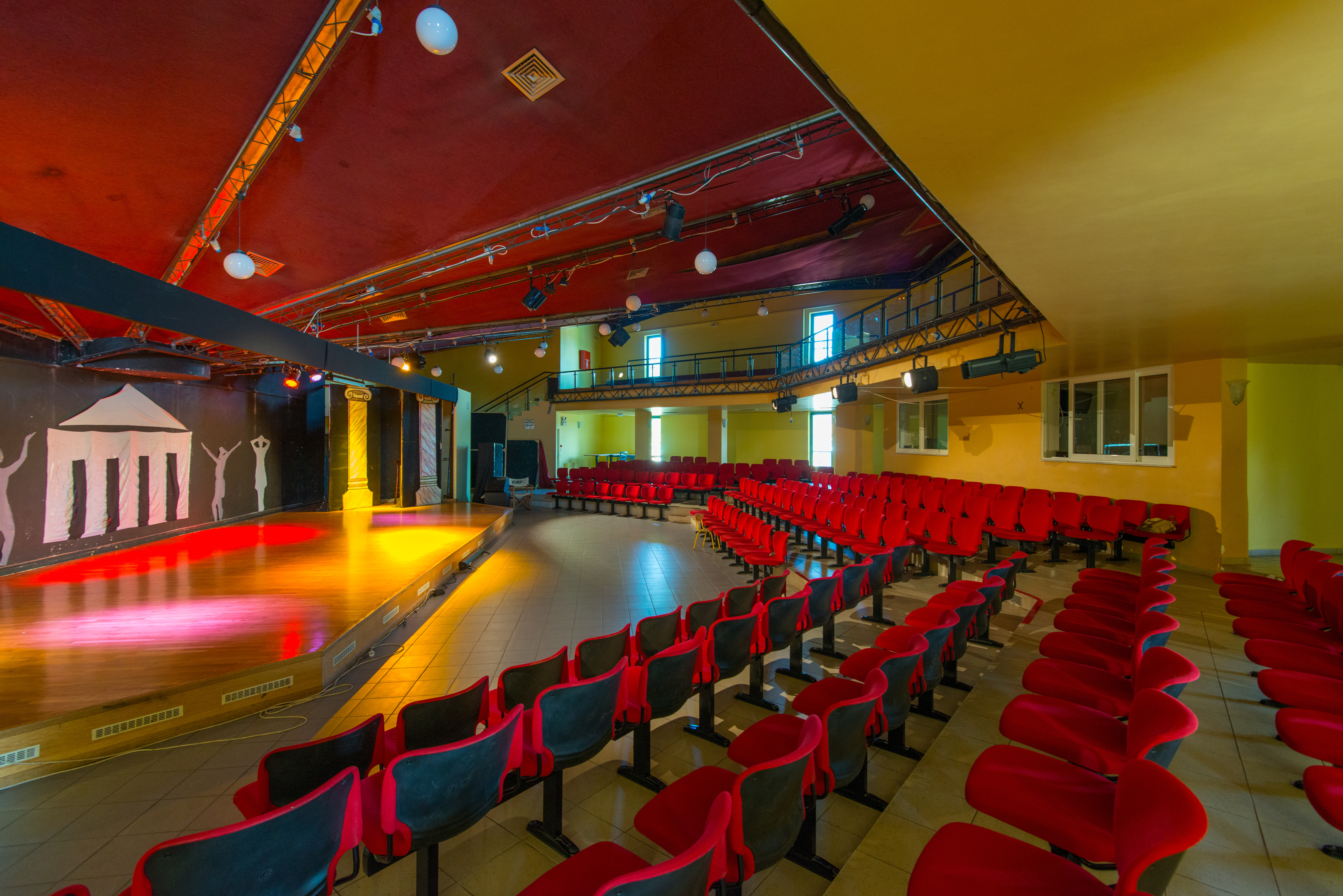 Golden Coast - nuotrauka